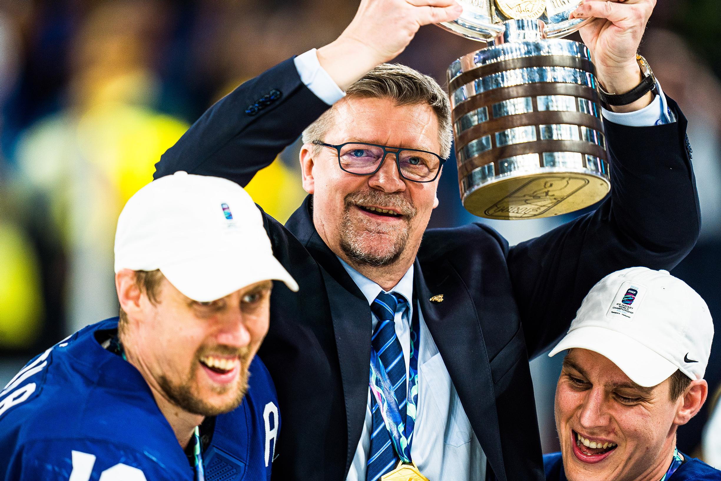 Leijonien menestyksen taustalla on luottamus – Kuuntele Tuomas Nyholmin ja Saku Tuomisen MM-ennakko