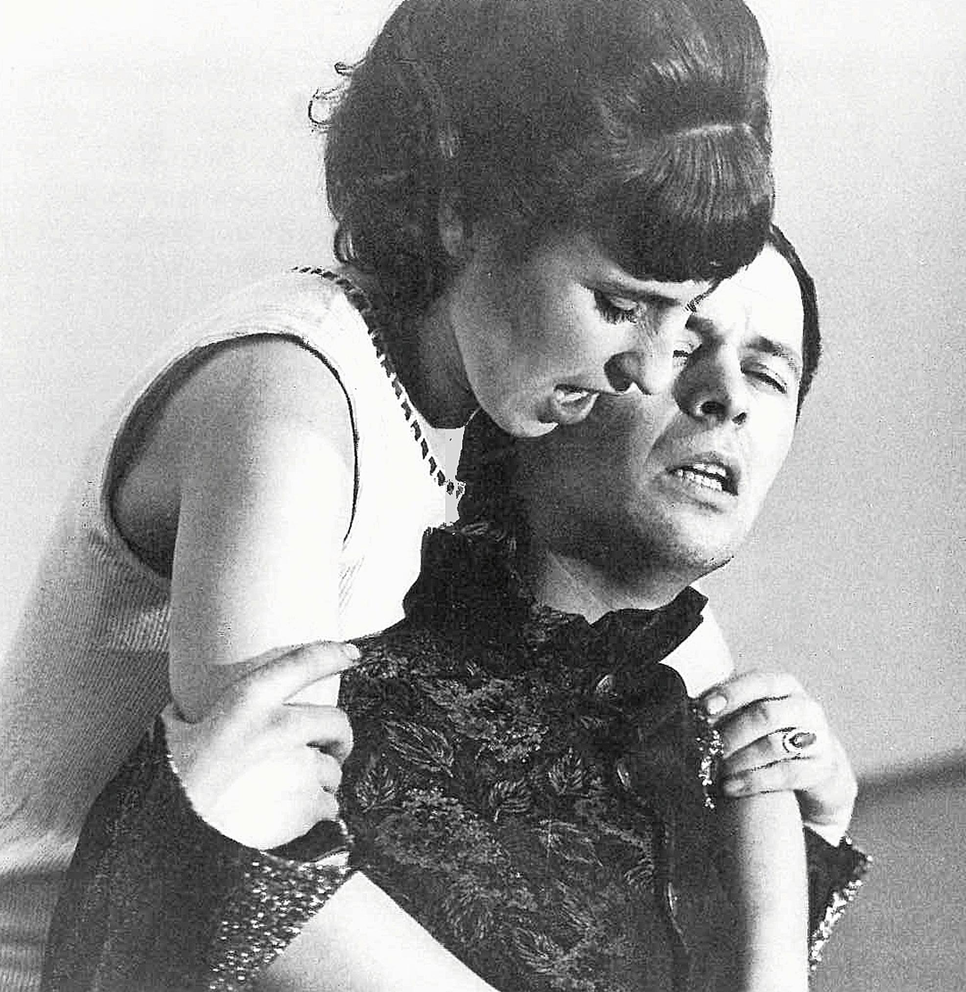 Jouko Turkka näytteli ensimmäisessä työpaikassaan Seinäjoella Romeota (1968). Juliana Eeva-Liisa Haimelin.
