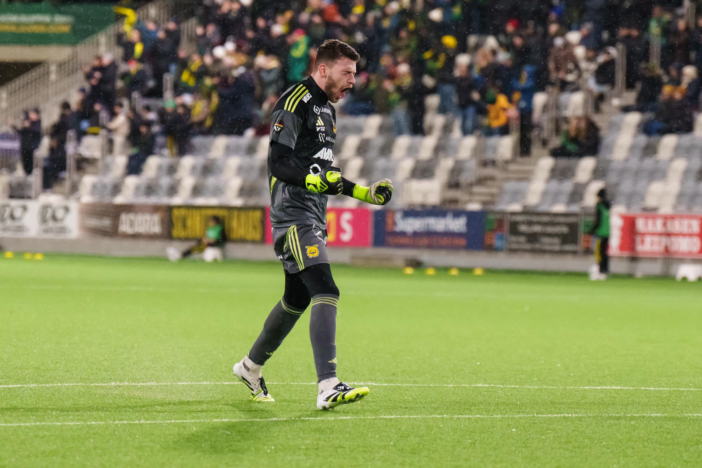 Nyt menee jännäksi! Veikkausliigassa uskomaton käänne: ”Tämä ei ole housuun paskomista, vaan mestaruustaistelua parhaimmillaan”