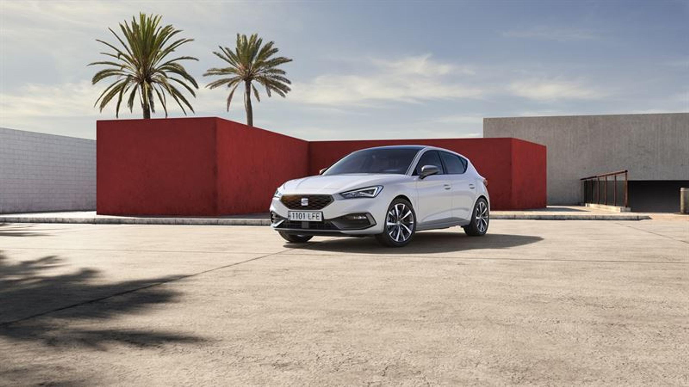 Seat Leonin kaasuhybridi nyt Suomessa - jopa 400 kilometriä pelkällä kaasulla