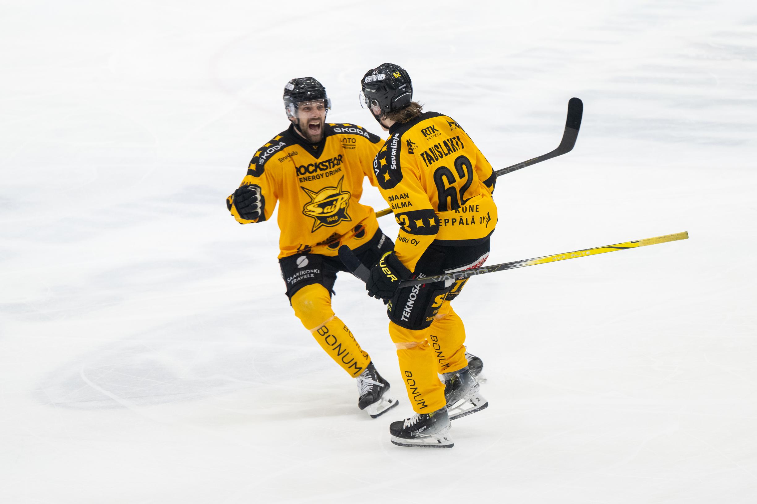 Liigassa tapahtuu nyt "jotain todella suurta" – Petteri Sihvonen heittää tylyn töötin Tomi Lämsälle: "Aivan kuin laiskottelisi tai jännittäisi"