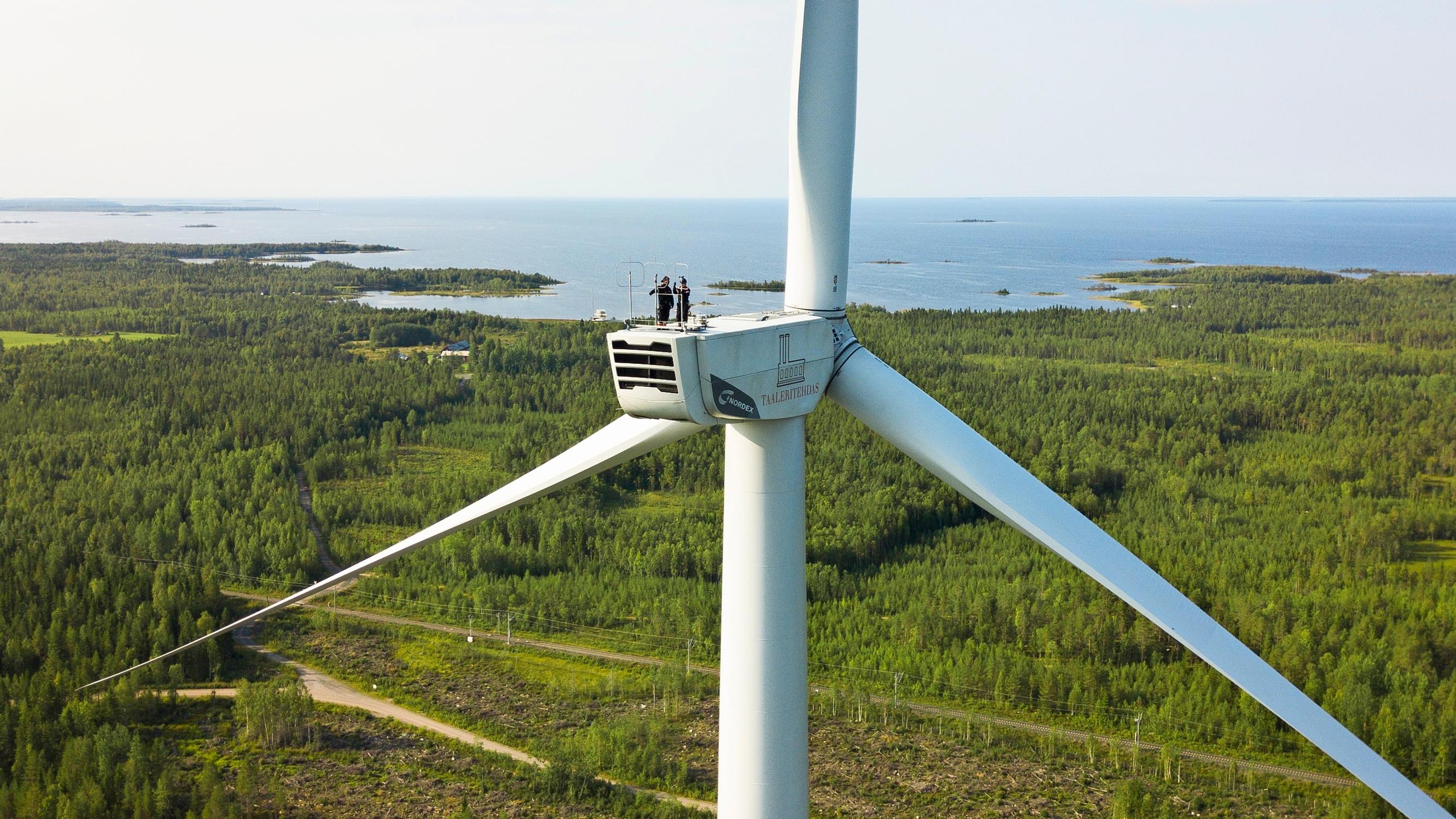 Käännekohta – Aurinko ja tuuli ohittivat fossiiliset