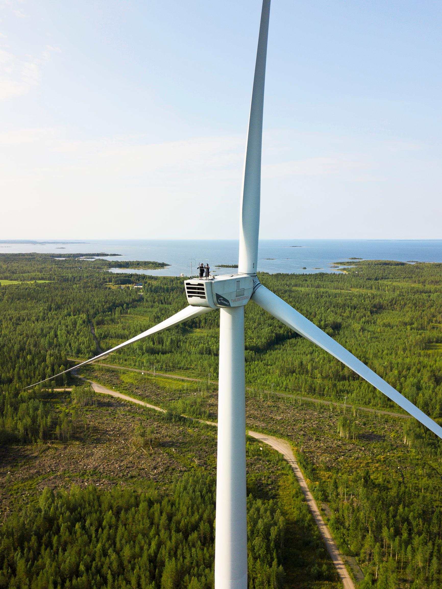 Käännekohta – Aurinko ja tuuli ohittivat fossiiliset
