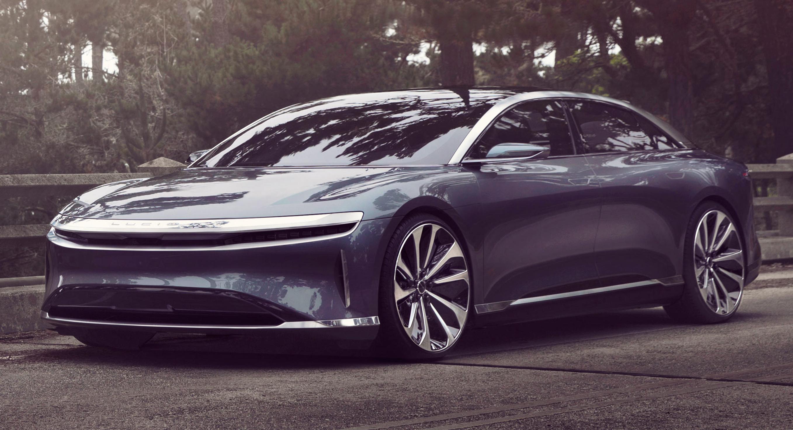 Katso kuvat ja video - haastetaanko Tesla tällä autolla?
