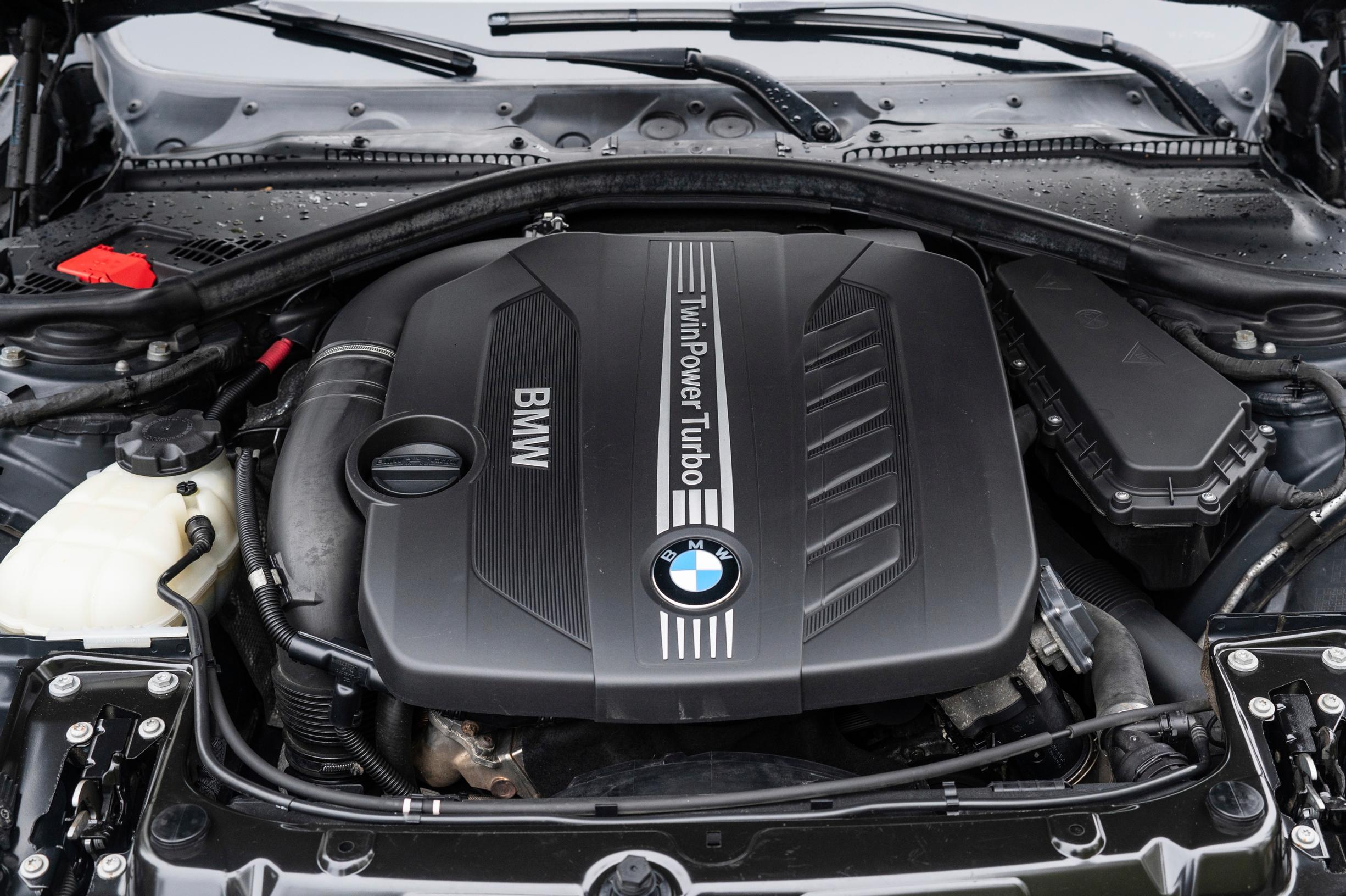 BMW 335D:n mörisi sellaisella bassoäänellä, että hysteerinen nauru ei meinannut loppua millään.