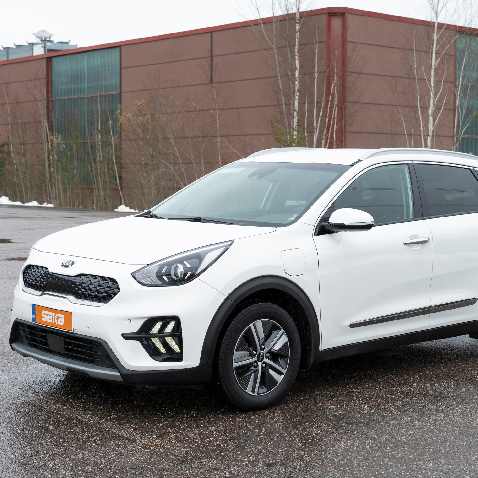 Kia Niro PHEV vm. 2021 – Muutaman vuoden ikäisen lataushybridin saa jo kohtuurahalla