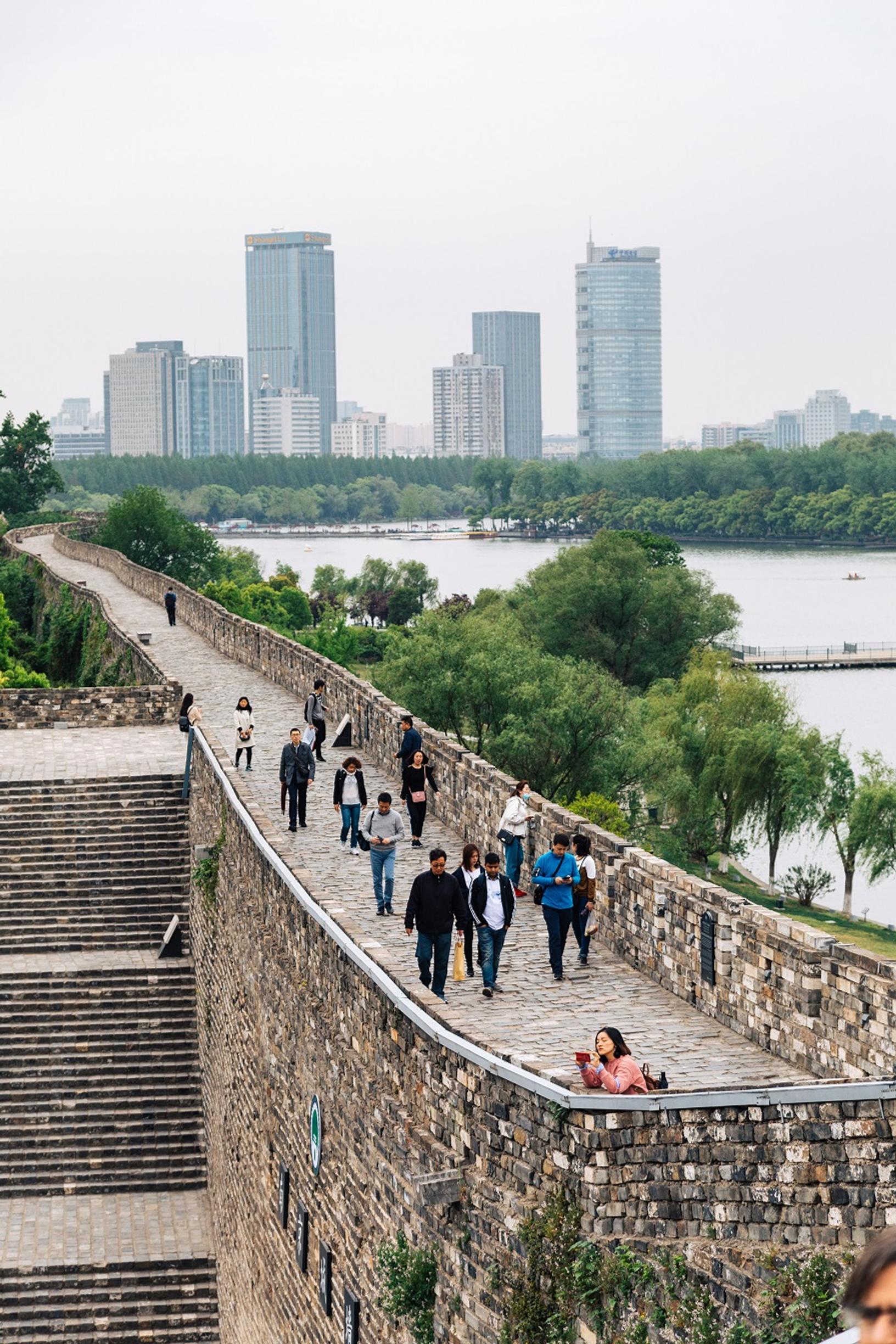 Kiinan historiaa huokuva Nanjing: nämä nähtävyydet siellä kannattaa kokea