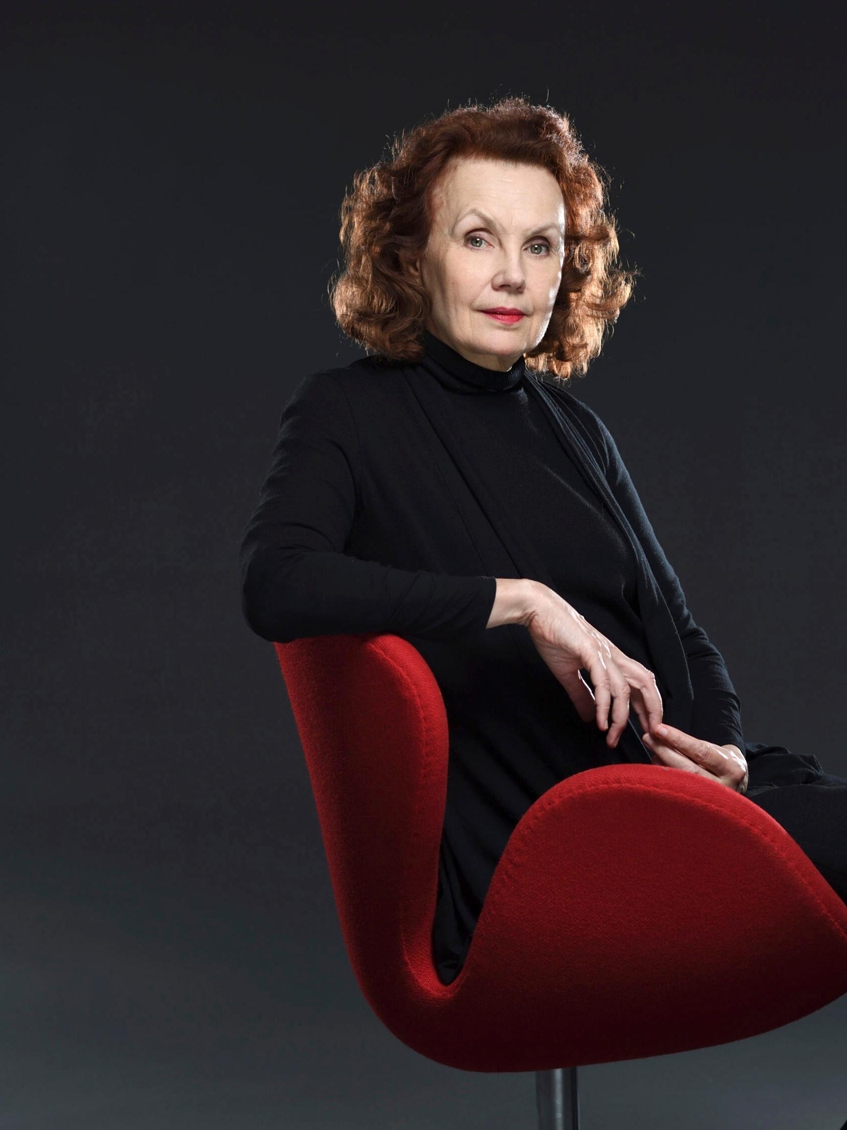 Kaija Saariaho 1952–2023: ”Olen saanut kasvaa, kun Eurooppa on alkanut kukoistaa ja toivonut samaa tuleville polville – Nyt elämme uudelleen sodan keskellä”