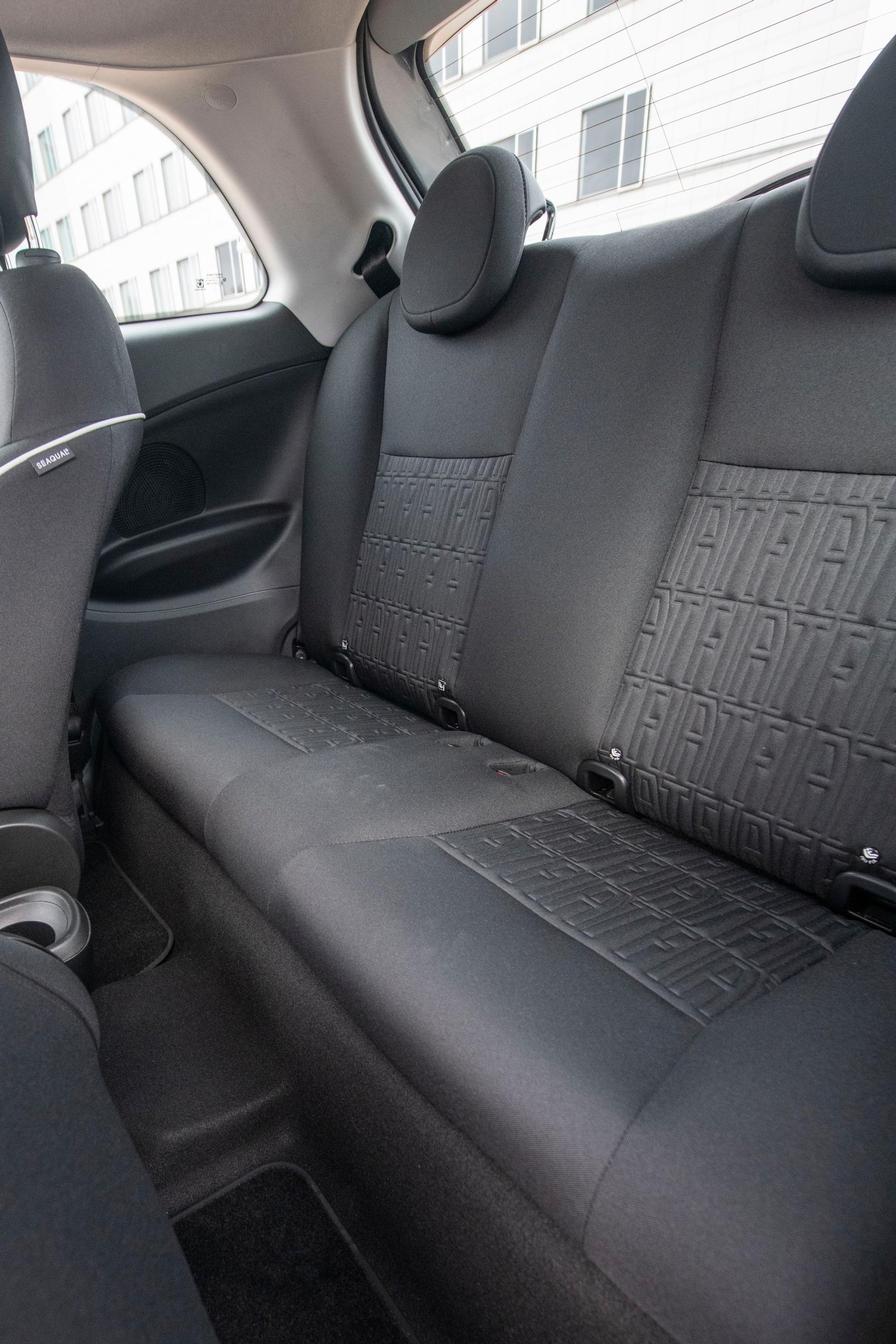 Fiat 500E 500 Action PLUS HB 95 hv 23,8 kWh takapenkki