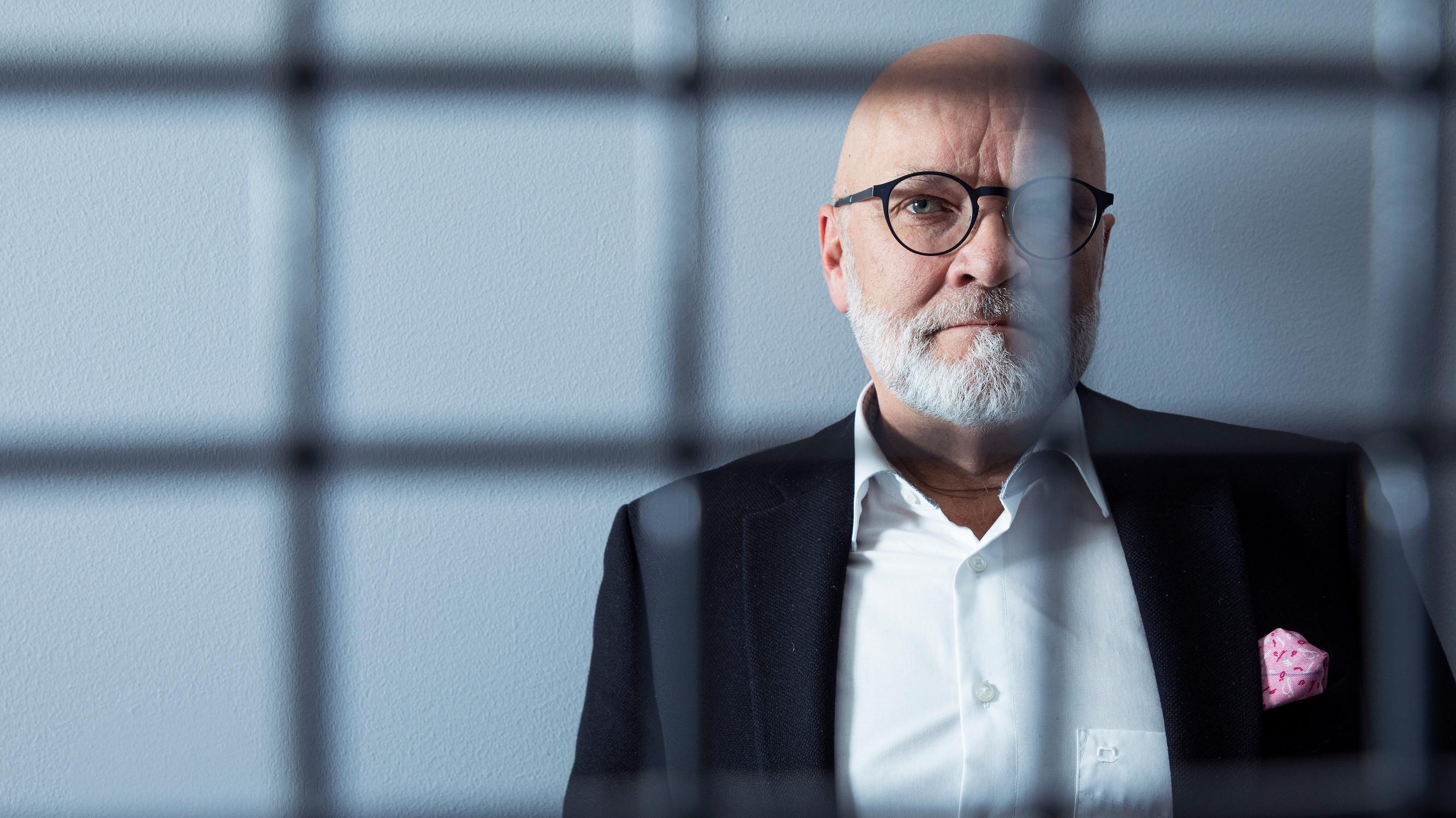 Jorma Wiitakorpi roikkui löysässä hirressä yli seitsemän vuotta: "Vieläkin on ihmisiä, jotka ajattelevat, että roistohan se Jorma oli"