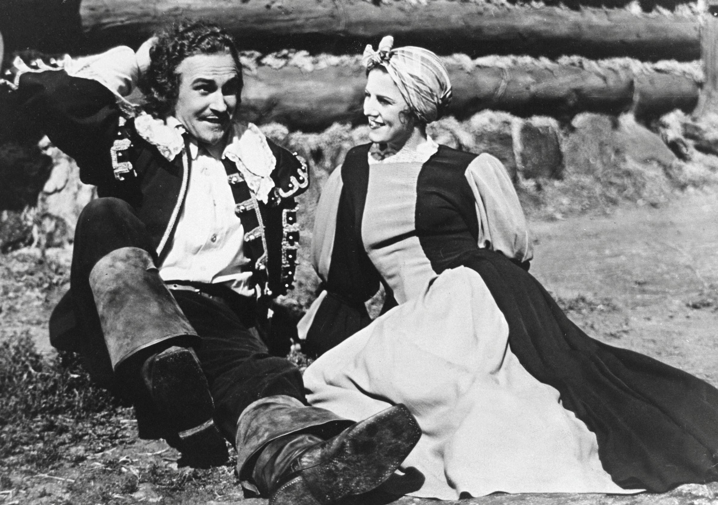 Sirkka Sari ja Olavi Reimas elokuvassa Sysmäläinen 1938, ohjaus Valentin Vaala.
