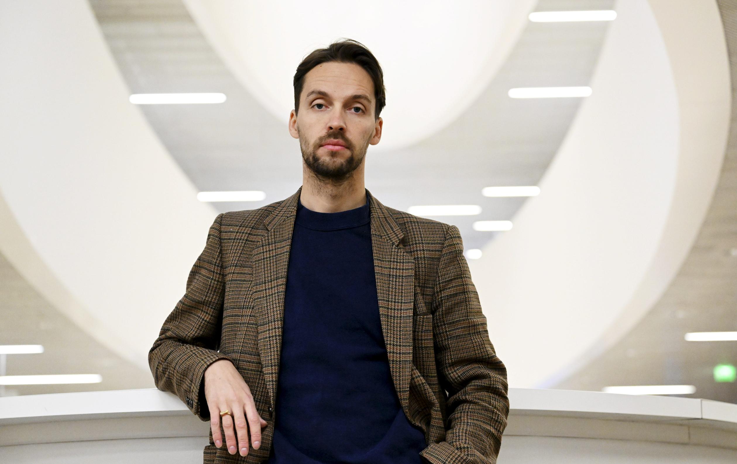 Lähi-idän instituutin tutkijan Antti Tarvaisen mielestä Suomen ulkopoliittiset puheet ja teot ovat räikeässä ristiriidassa keskenään.