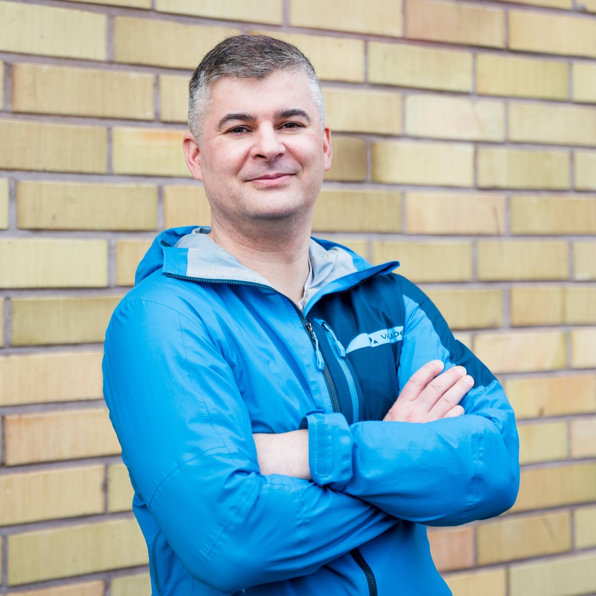 Saksanopettaja on nähnyt, mihin koulusta säästäminen johtaa – ”Jos koko ajan leikataan rahaa, ei voida olettaa, että Suomi säilyy Pisa-tutkimuksen ykkösenä”