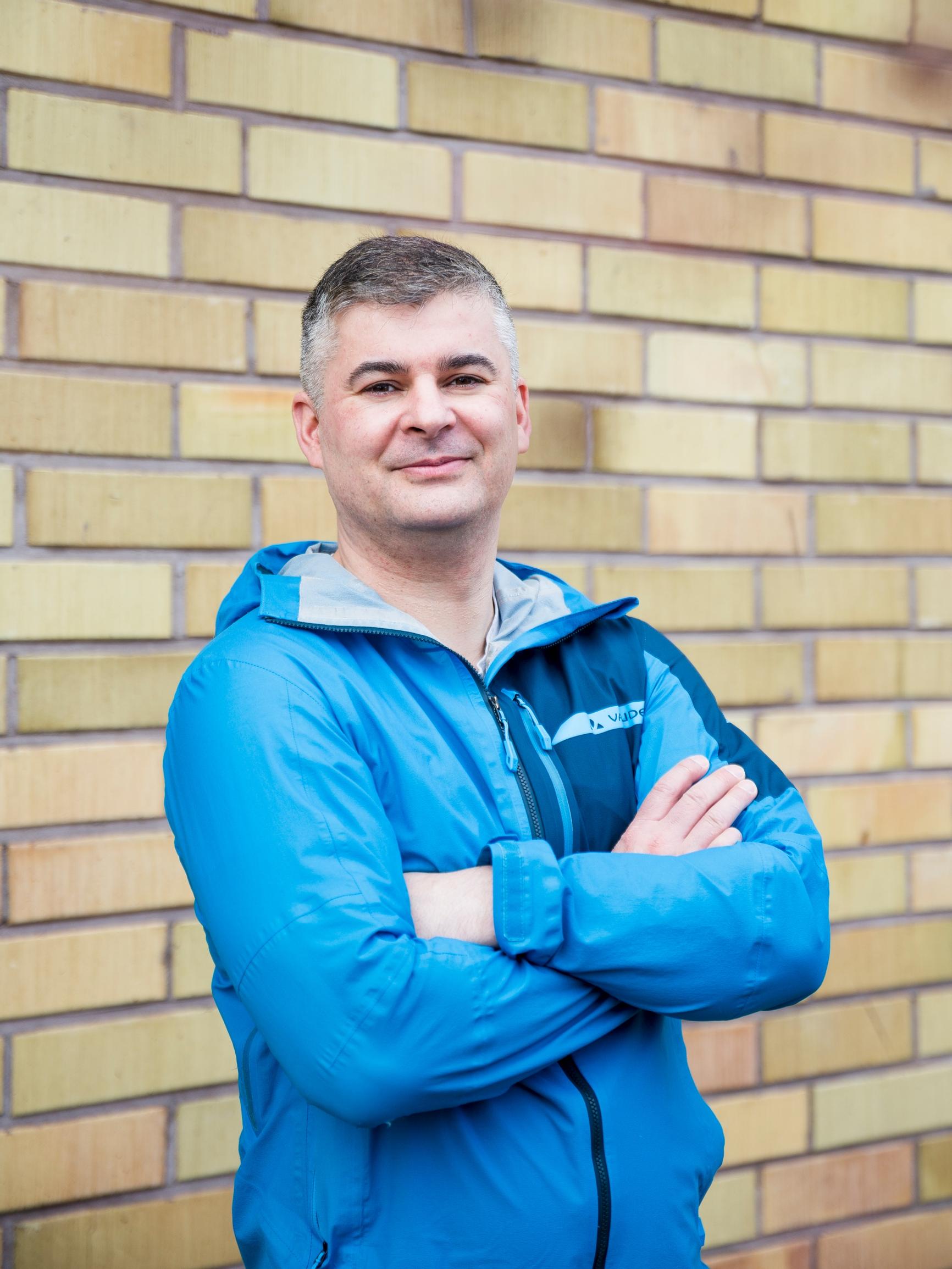 Saksanopettaja on nähnyt, mihin koulusta säästäminen johtaa – ”Jos koko ajan leikataan rahaa, ei voida olettaa, että Suomi säilyy Pisa-tutkimuksen ykkösenä”
