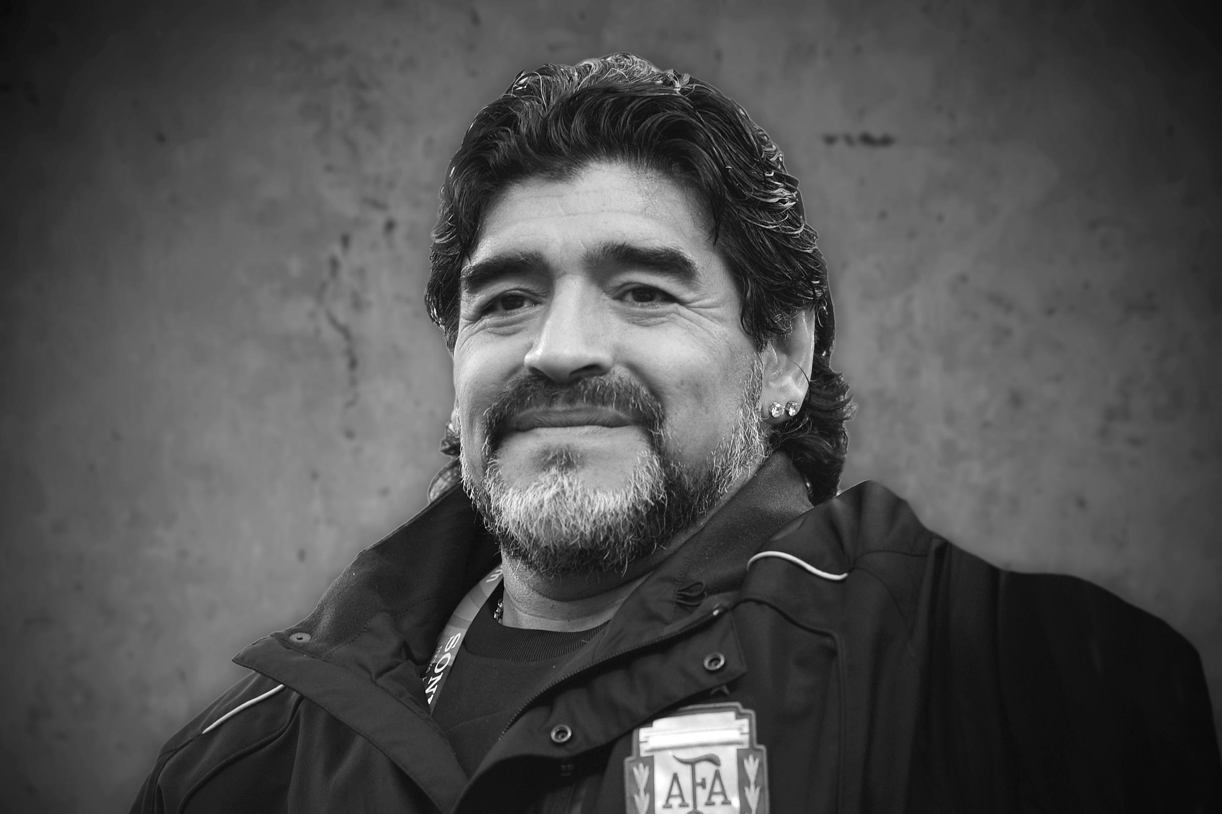 Diego Maradonan kuolema toi maansurun – ”Hän oli parasta, mitä Argentiina on koskaan tuottanut”
