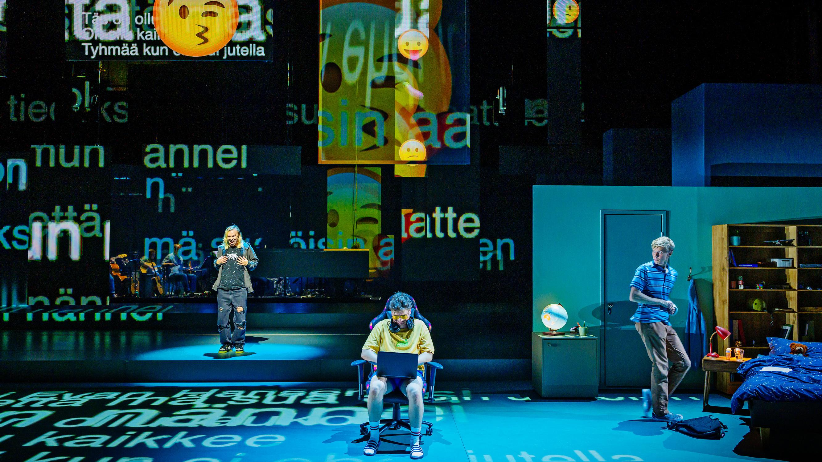 Rakas Evan Hansen – Suurien teemojen musikaali häikäisee Helsingin kaupunginteatterissa musiikillaan