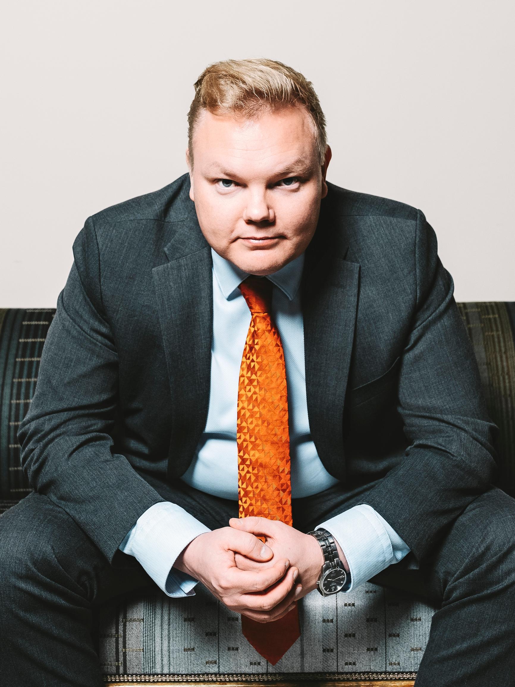 Antti Kurvinen: ”Ei olisi keskustalle ja demareille haitaksi, jos Lipponen olisi pääministerinä”