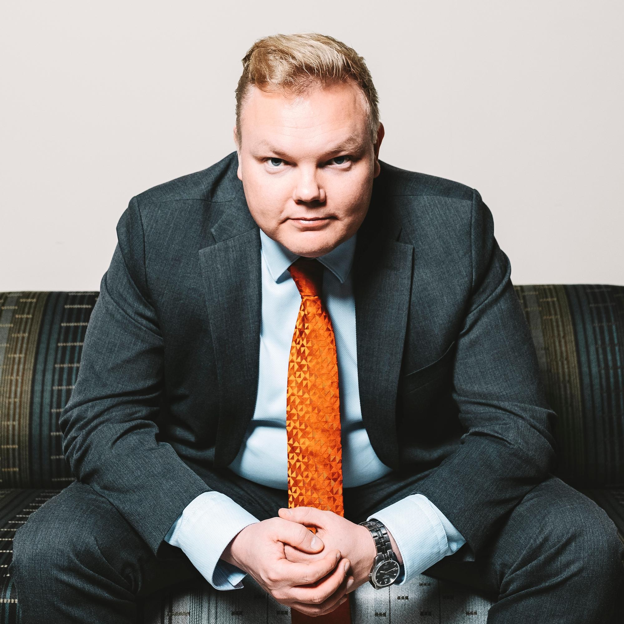 Antti Kurvinen: ”Ei olisi keskustalle ja demareille haitaksi, jos Lipponen olisi pääministerinä”