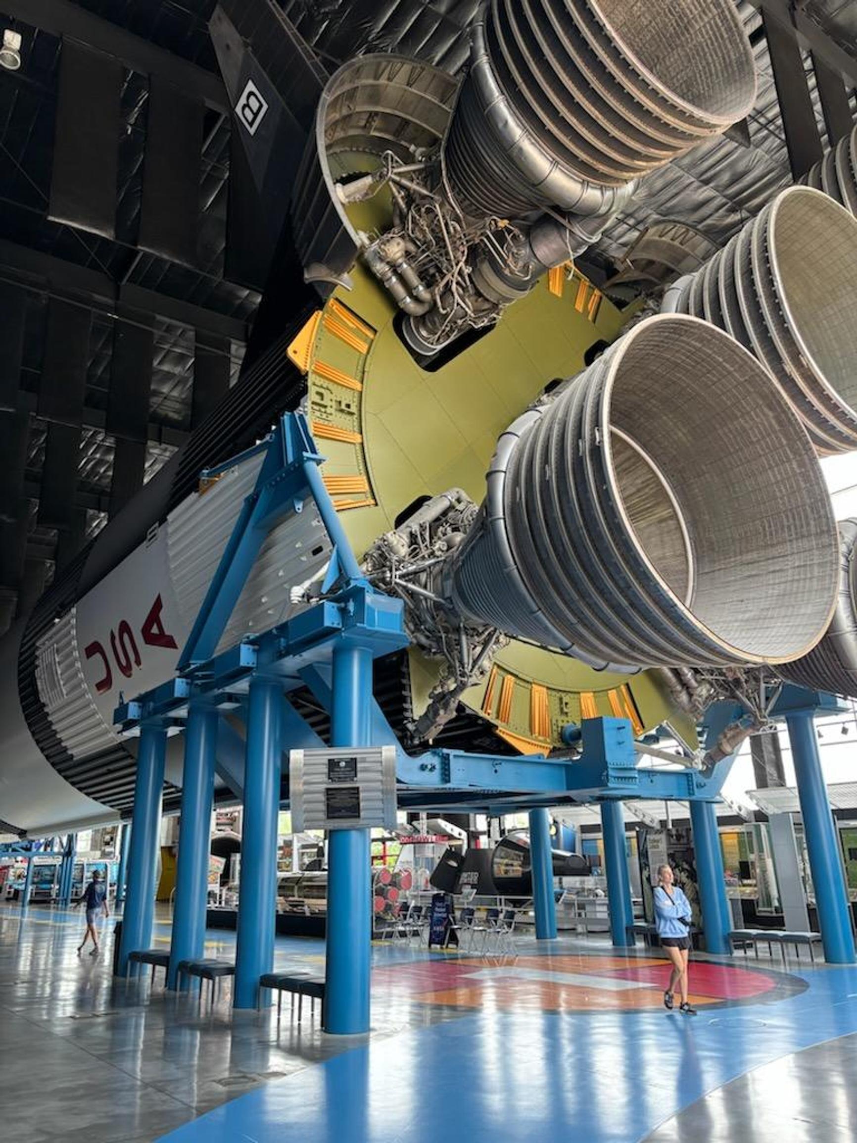 Alabaman Huntsvillen avaruuskeskuksessa on aitoja raketteja ja niiden jäljennöksiä