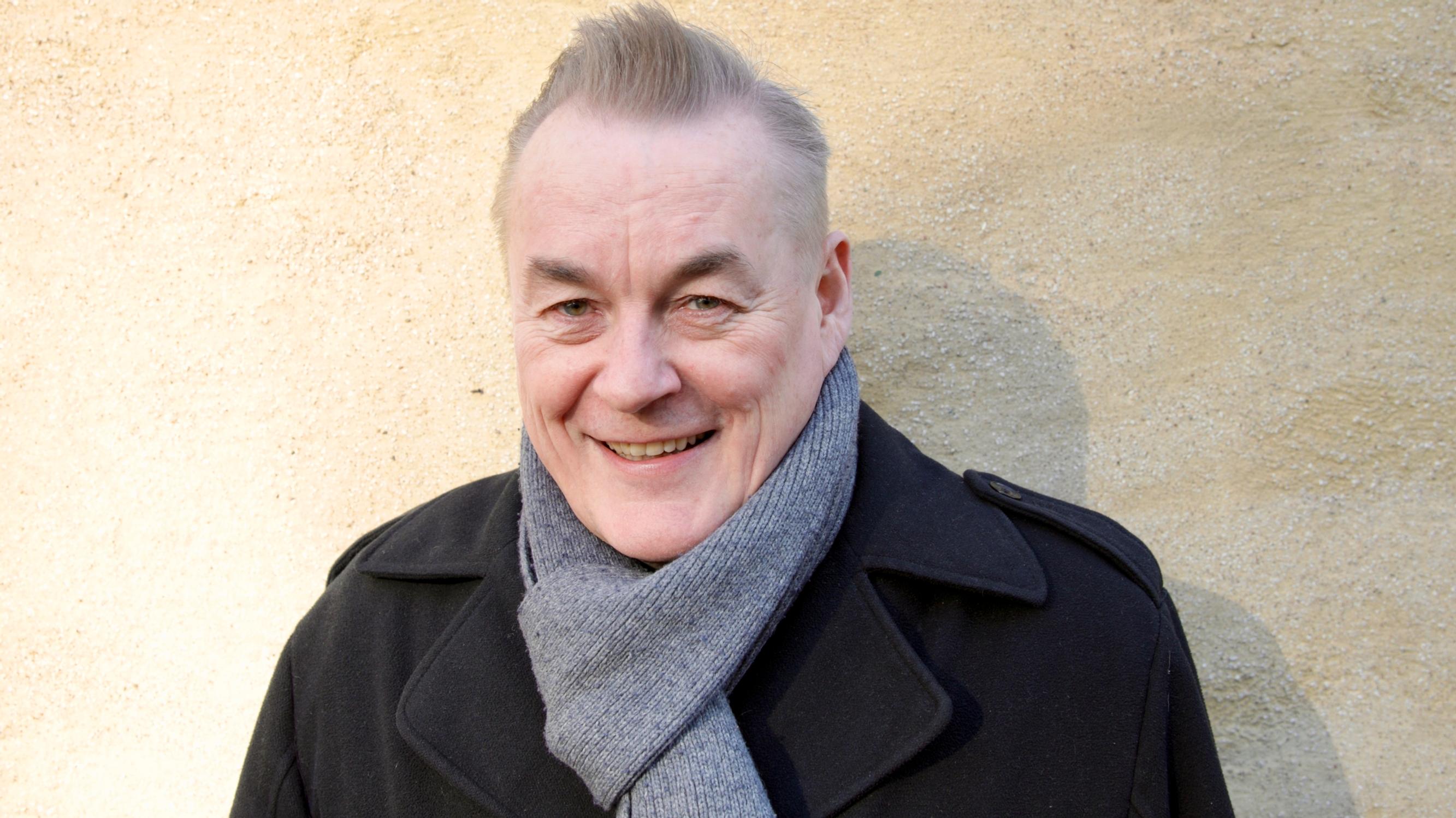 Arto Nyberg on juontanut nimeään kantavaa ohjelmaa jo 20 vuotta – ”Luulin, että en jännitä, mutta pulssi olikin yli 100”