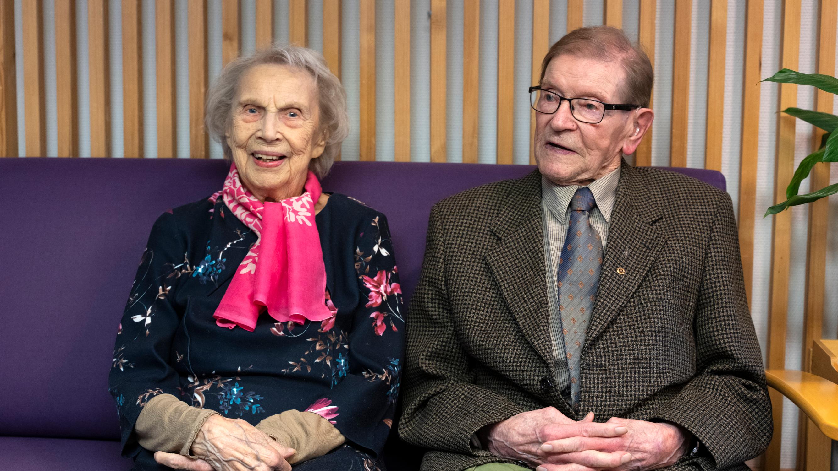 Arvi, 100, Alli, 102, ja Aarno, 101, ovat Lapin sodan veteraaneja: "Maihinnousun alkupäivinä meinasi ottaa ohraleipä"