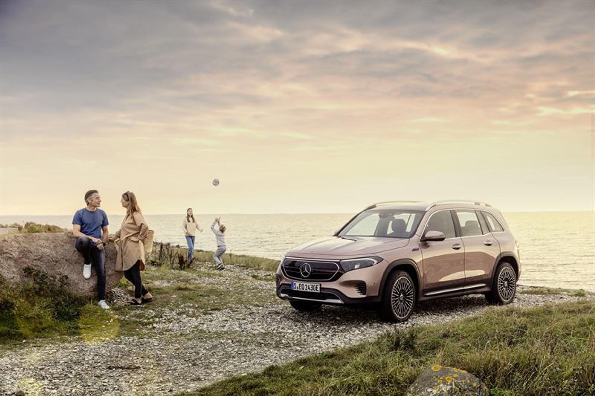 Mercedeksen sähköautotarjonta laajenee - myös Mercedes-AMG siirtyy vauhdikkaasti sähköiseen maailmaan