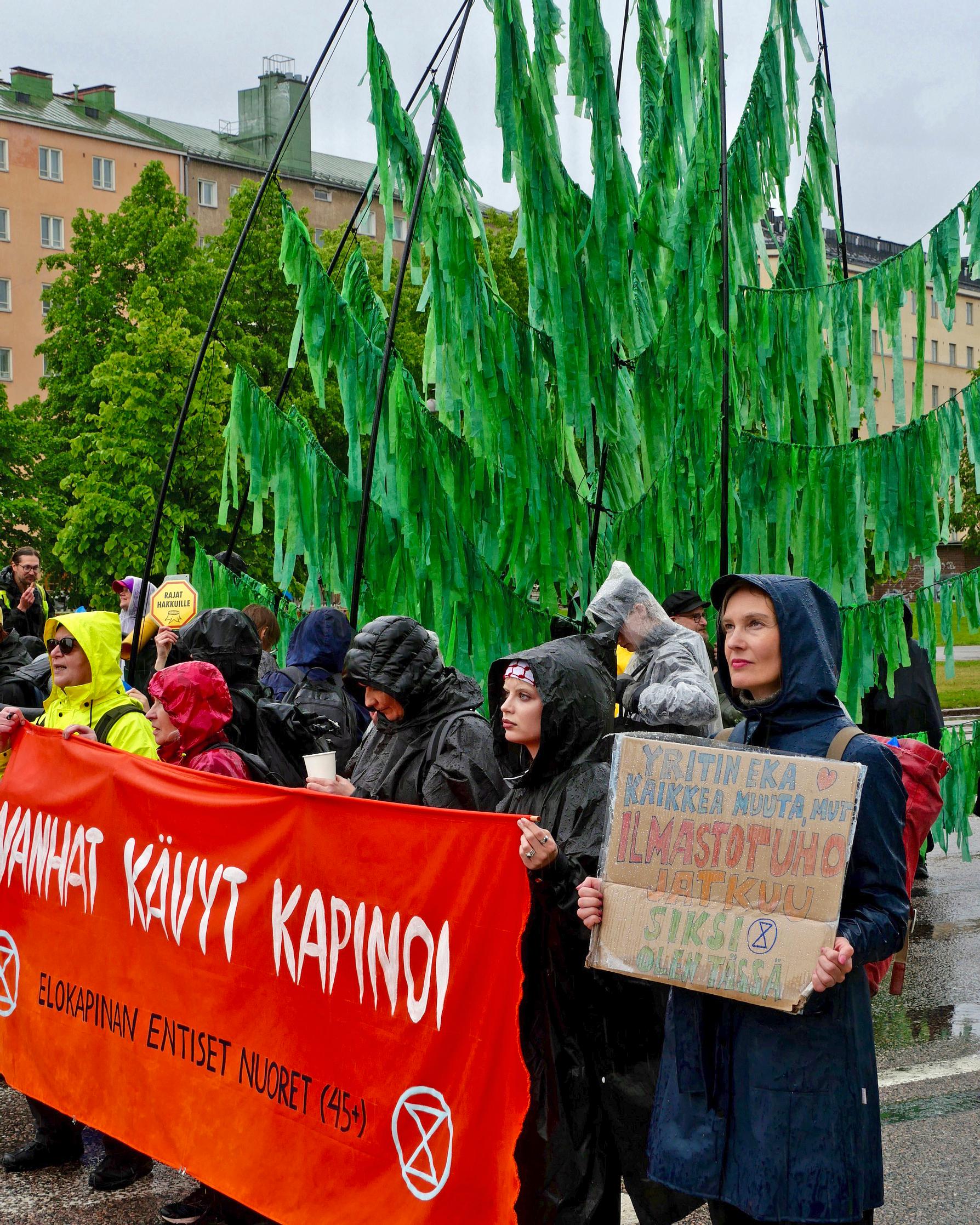 Riikka Suominen Teollisuuskadulla 9. kesäkuuta.
