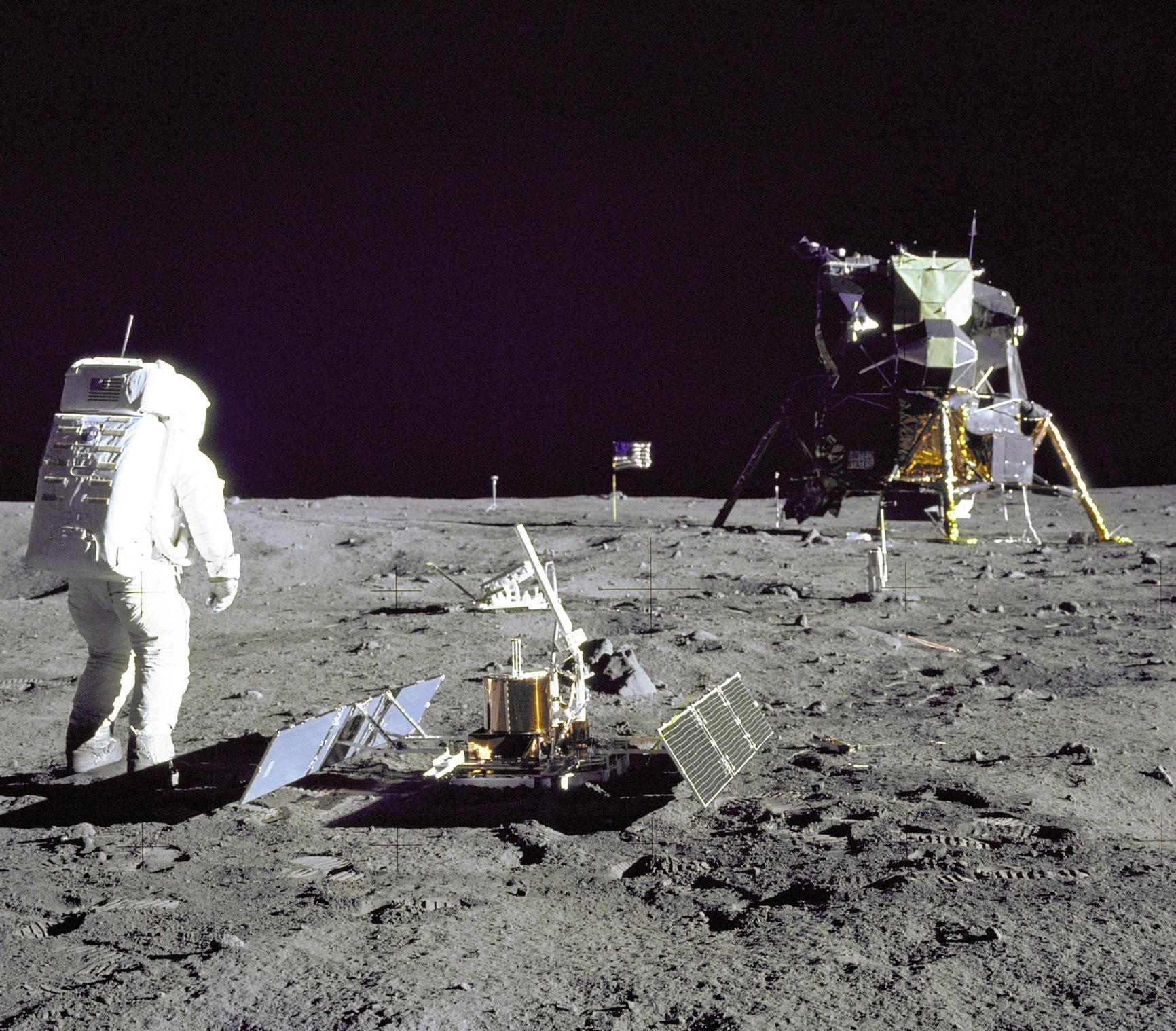 Kuulentoa Epaillaan Yha Nain Buzz Aldrin Mottasi Skeptikkoa Apu