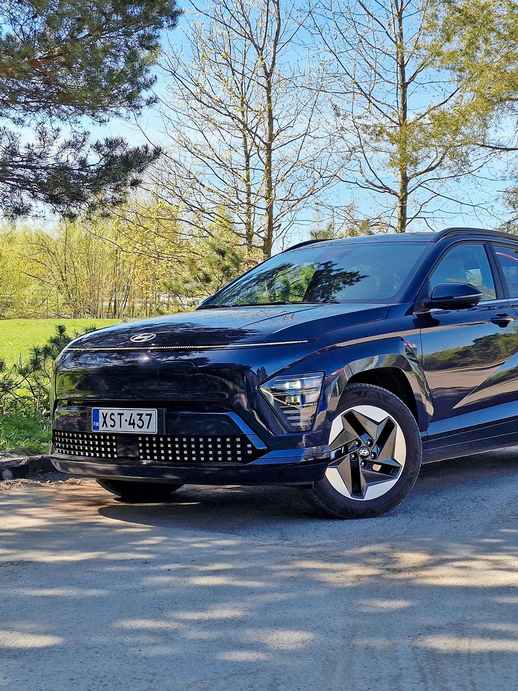 Hyundai Kona Electric Premium: Rahalle vastinetta, mutta onko turvallisuutta parannettu väärin keinoin?