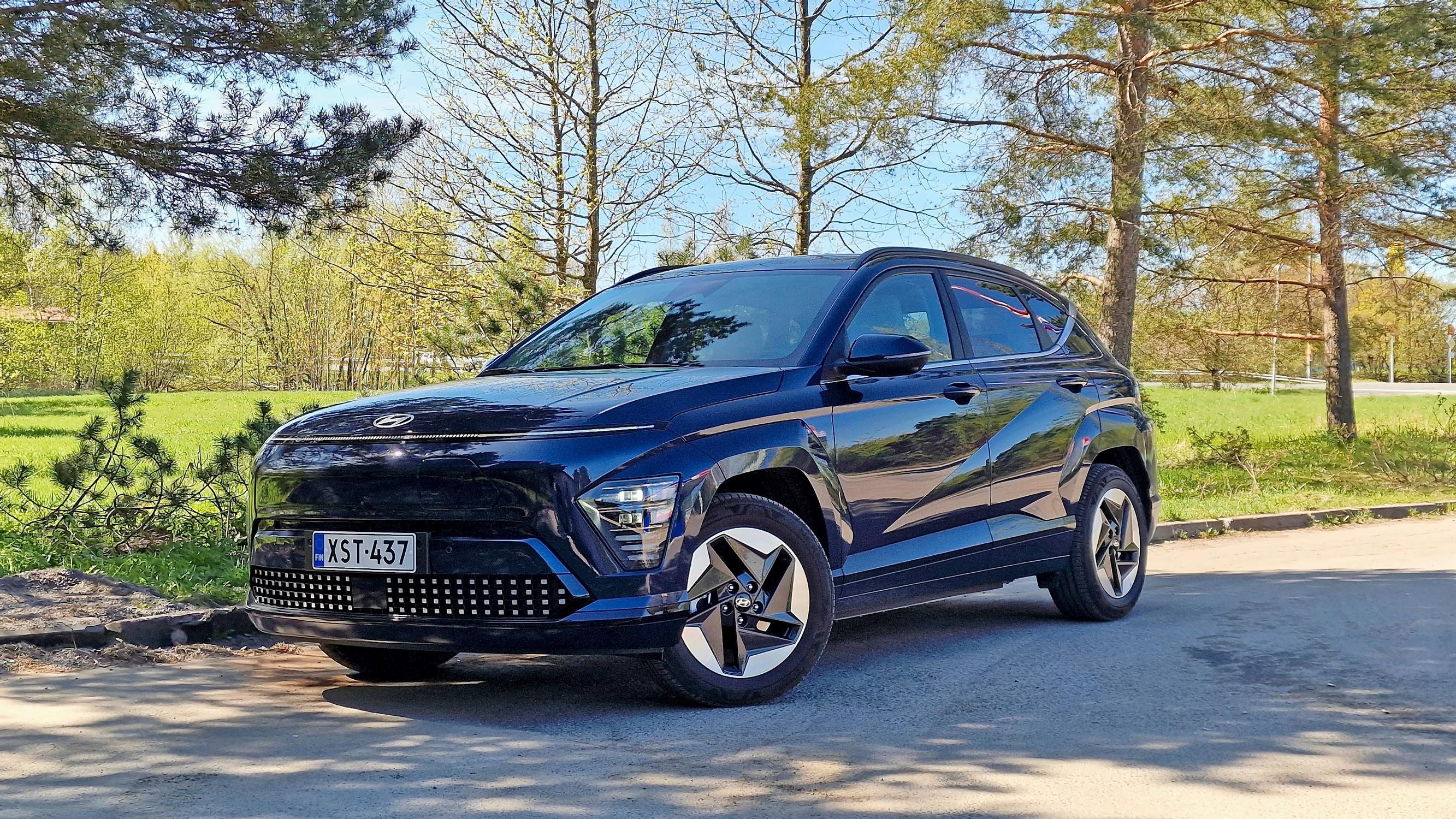 Hyundai Kona Electric Premium: Rahalle vastinetta, mutta onko turvallisuutta parannettu väärin keinoin?