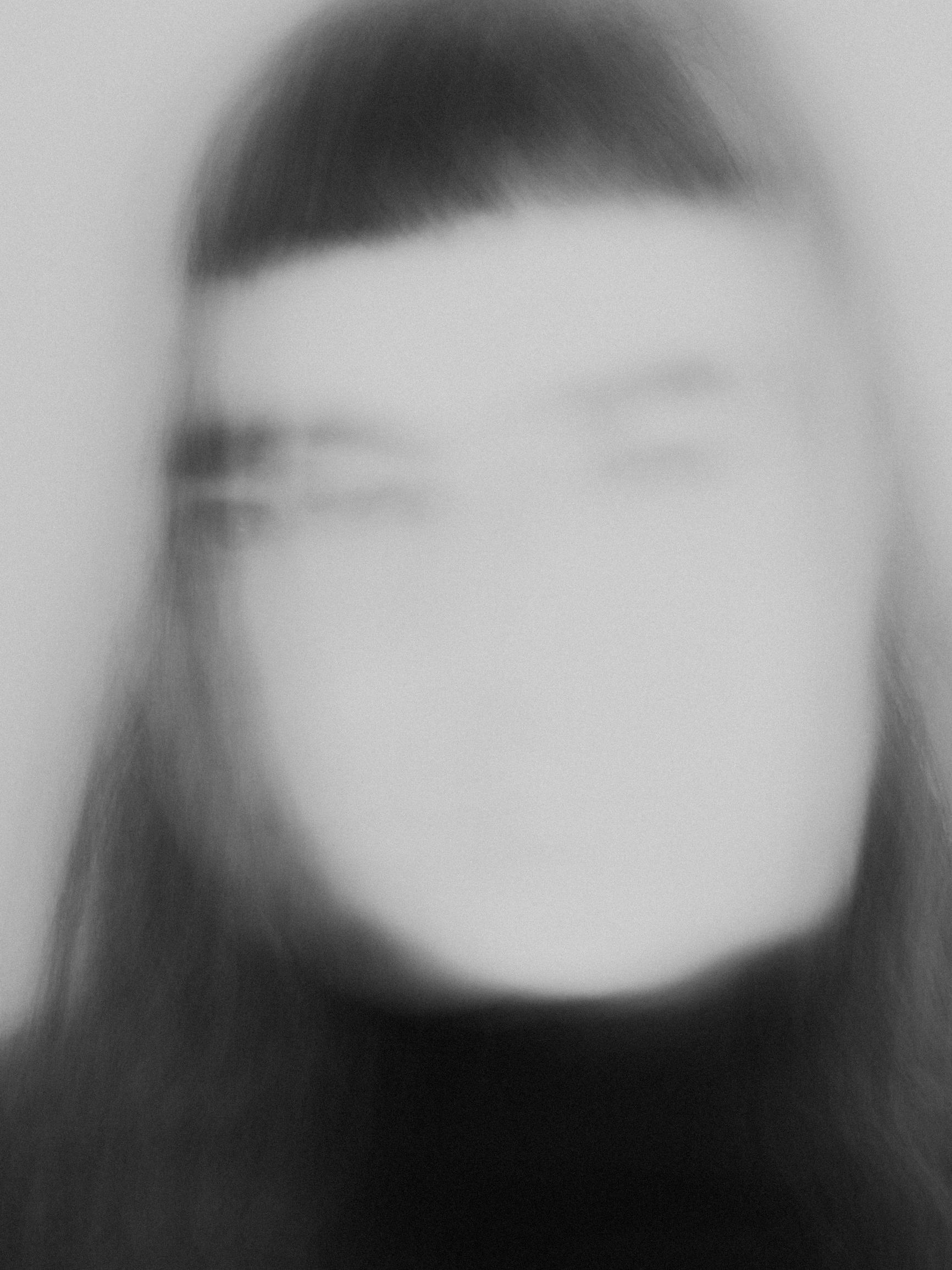 Kun parantumattomasti sairas Katriina Huttunen ajattelee kuolemaa, hän miettii ensisijaisesti omaehtoista lähtöä