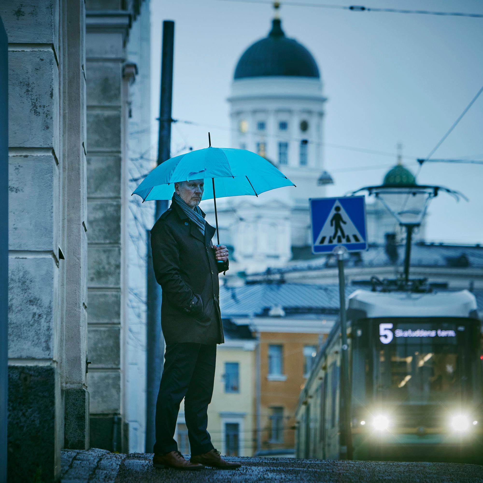 Supo tekee tänä vuonna ennätysmäärän turvallisuusselvityksiä – Pelkkä passi ei ole uhka, mutta yhteydet Venäjälle ja Kiinaan ovat syynissä