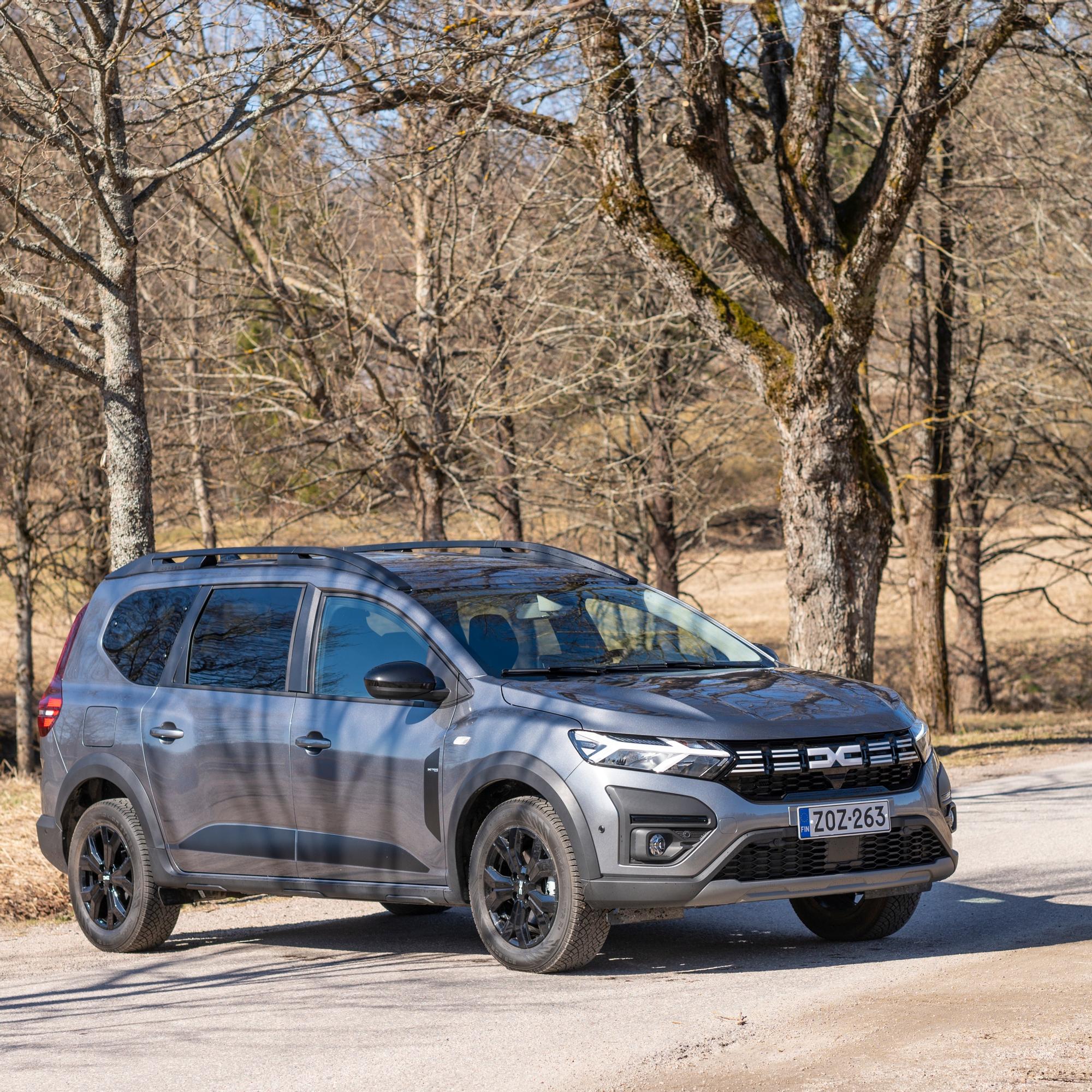 Dacia Jogger Hybrid: Sekoitus tila-autoa, farmaria ja katumaasturia