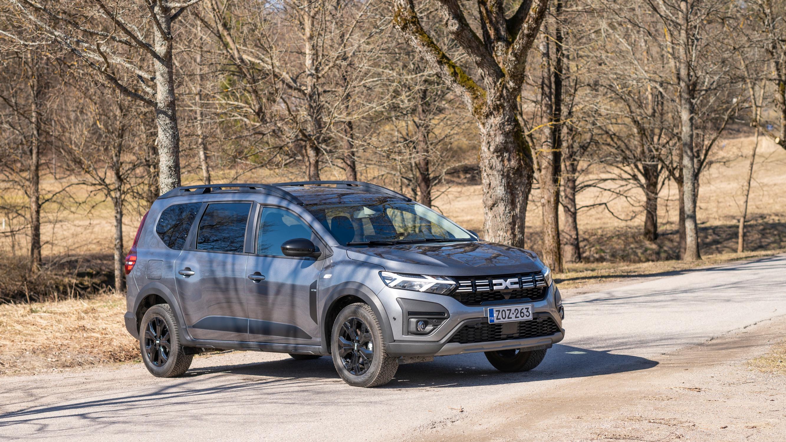 Dacia Jogger Hybrid: Sekoitus tila-autoa, farmaria ja katumaasturia