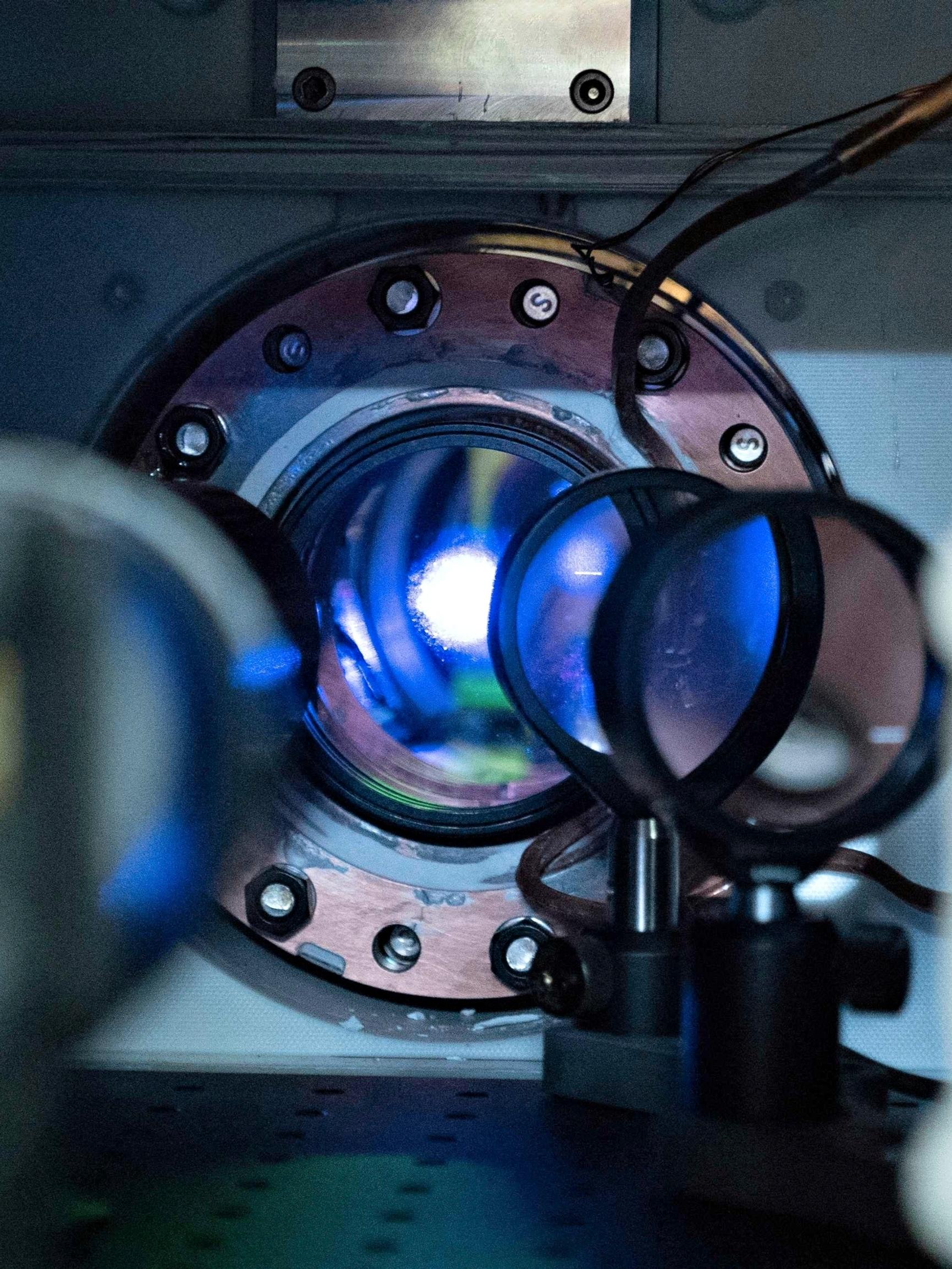 Sekunnin mitta voi muuttua: Huipputarkoilla optisilla atomikelloilla sekunnin voisi määritellä vieläkin tarkemmin kuin nyt 