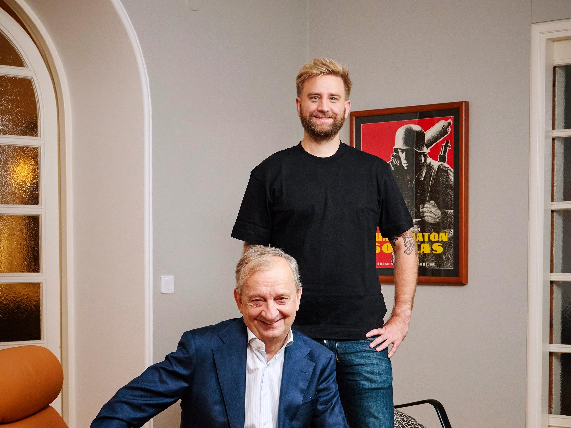 Joel Harkimo soitti eronsa jälkeen ensimmäiseksi isälleen Hjallikselle – ”Faija on harjoitellut tota eroamista jo muutaman kerran”