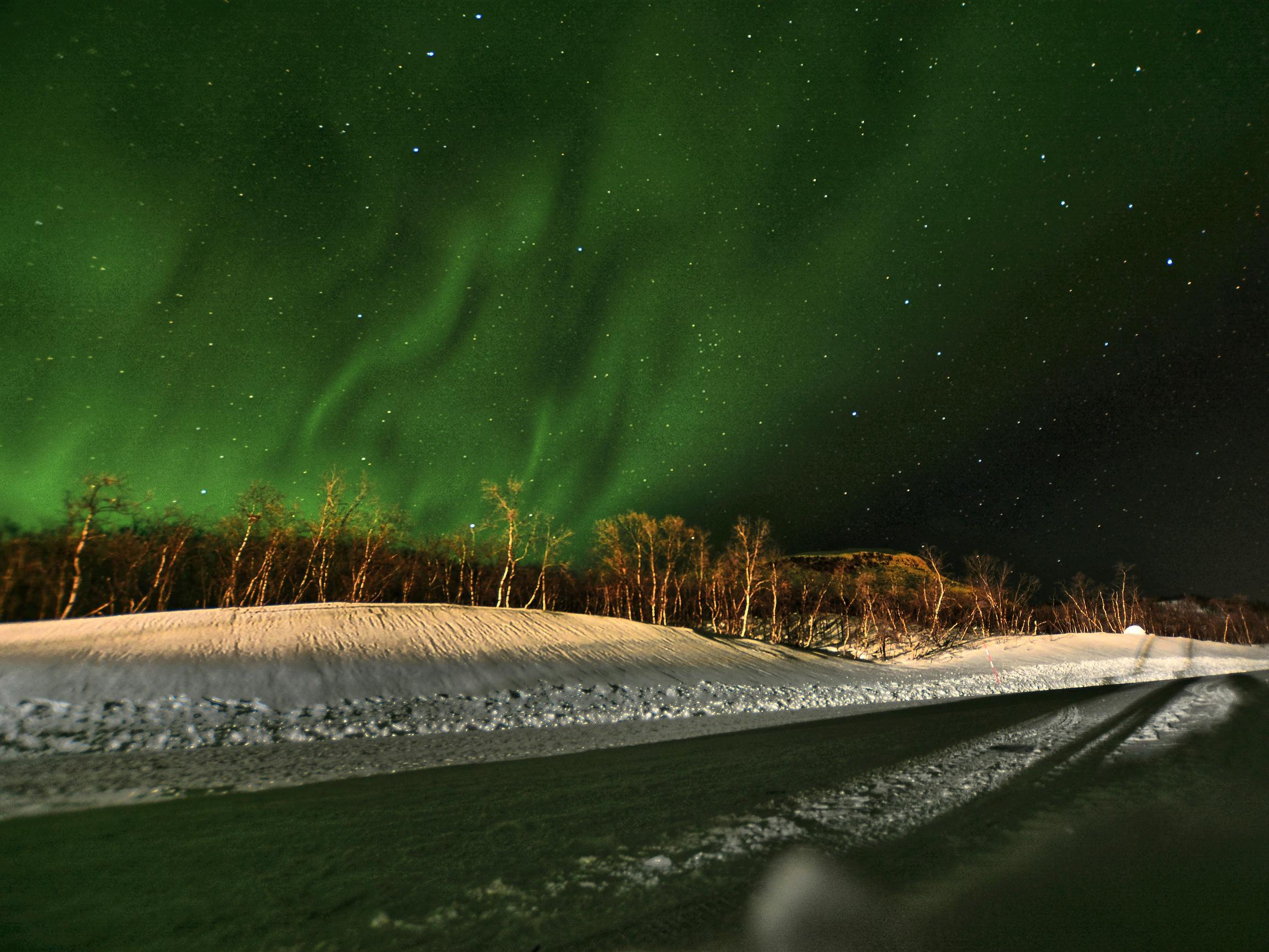 Viisi vaikuttavaa ilmiötä taivaalla revontulista tähdenlentoon ja sateenkaareen – näin ne syntyvät