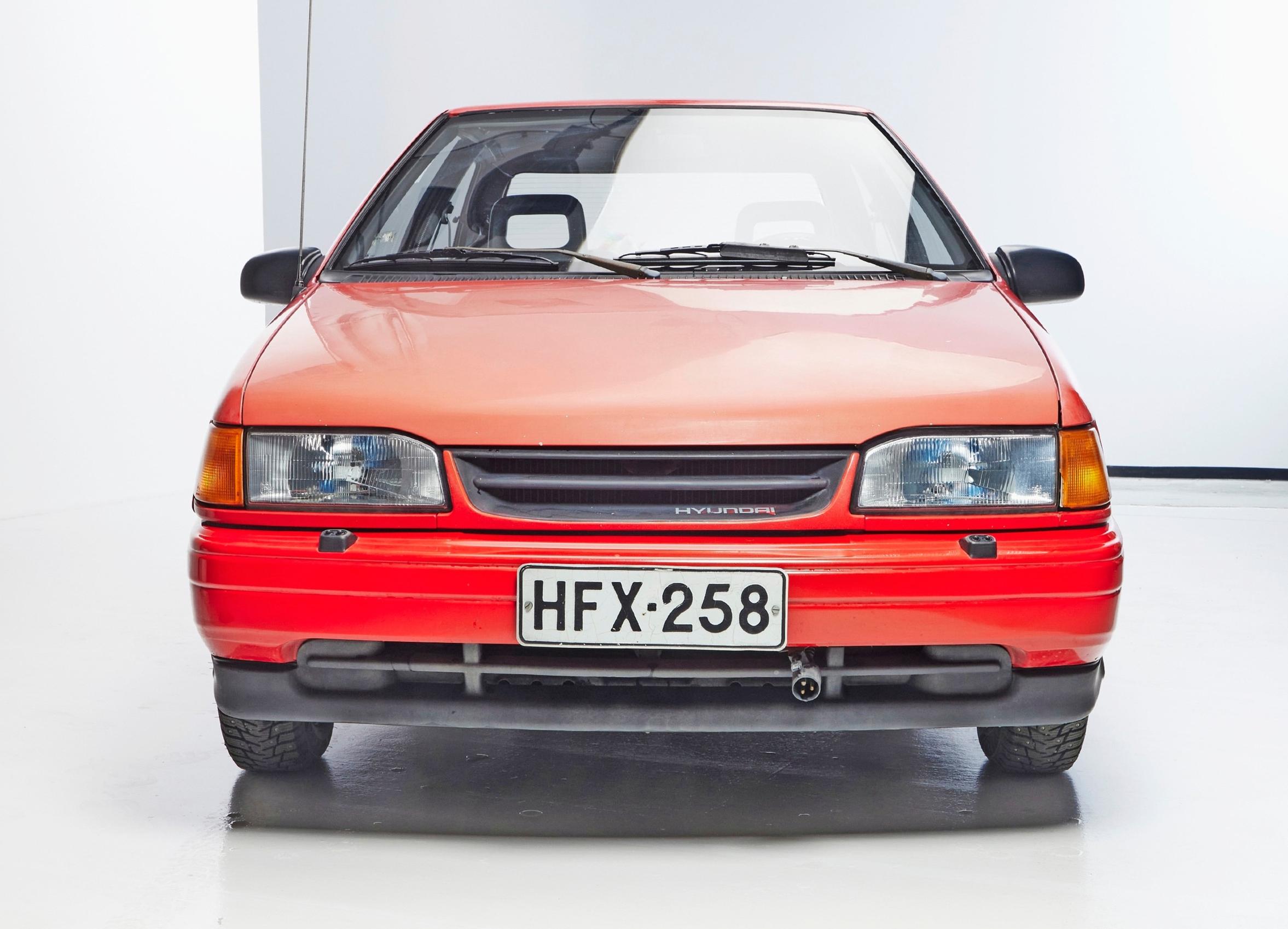 Hyundai Excel tunnettiin vuodet 1985-1994 Euroopassa Pony-nimellä.