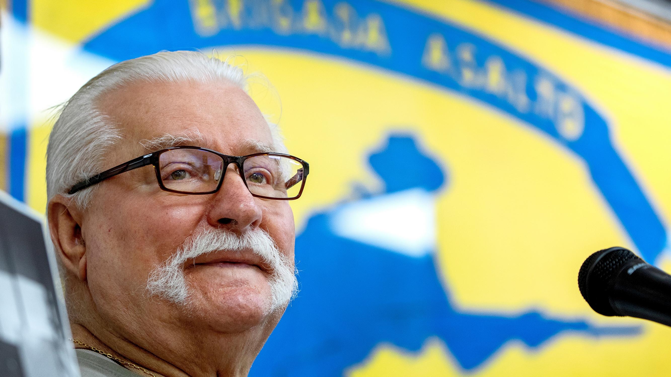 Lech Wałęsa, 80, puhuu harvoin Ukrainasta – Nyt hän sanoo, että konfliktin ratkaiseminen voi olla keino yhdistää maailmaa