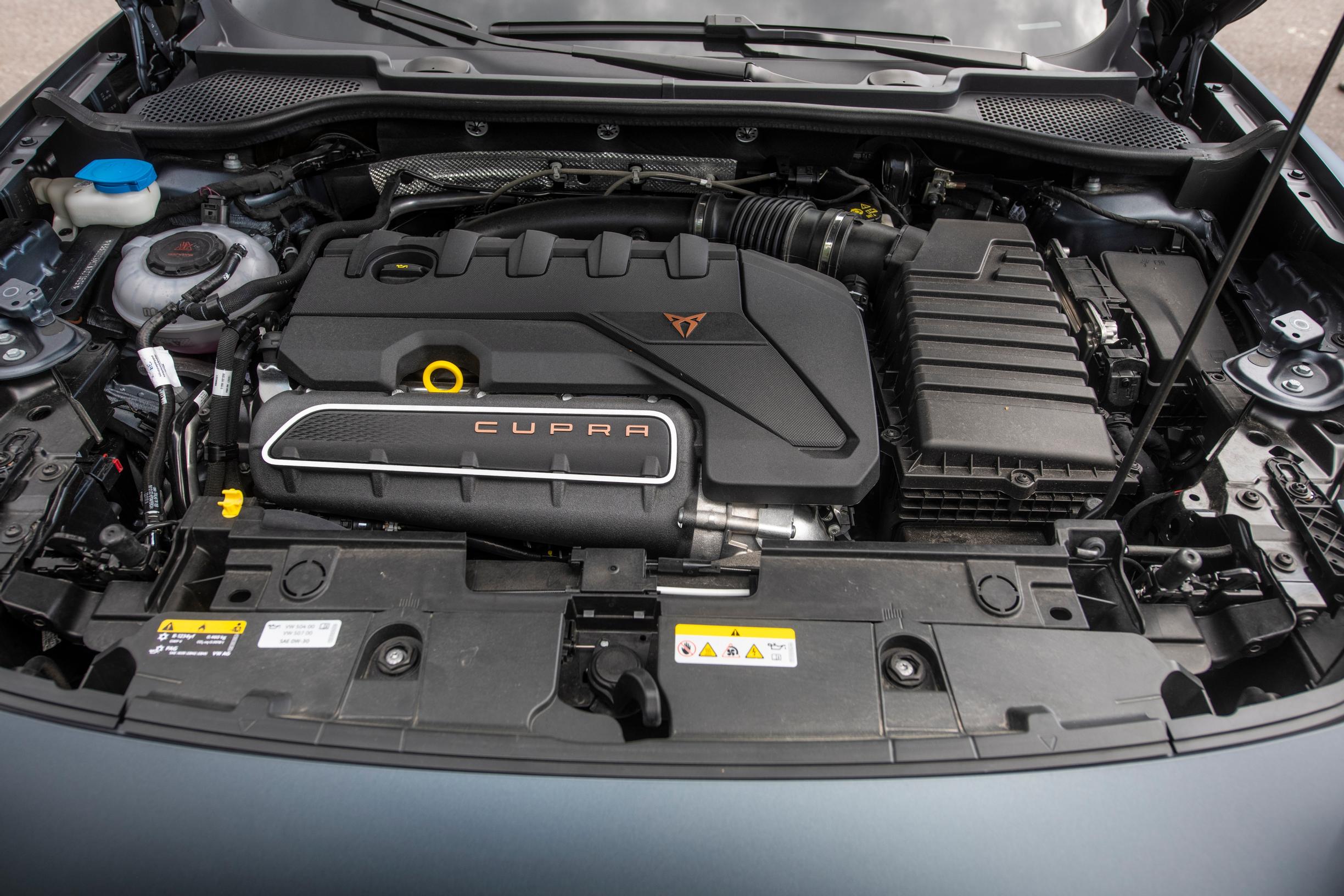 Cupra Formentor VZ5 moottori