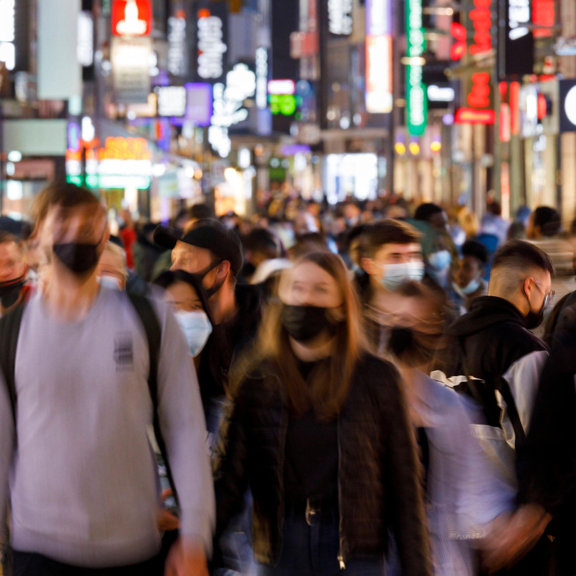 Mikä on paras maski koronaa vastaan? – Asiantuntija vastaa