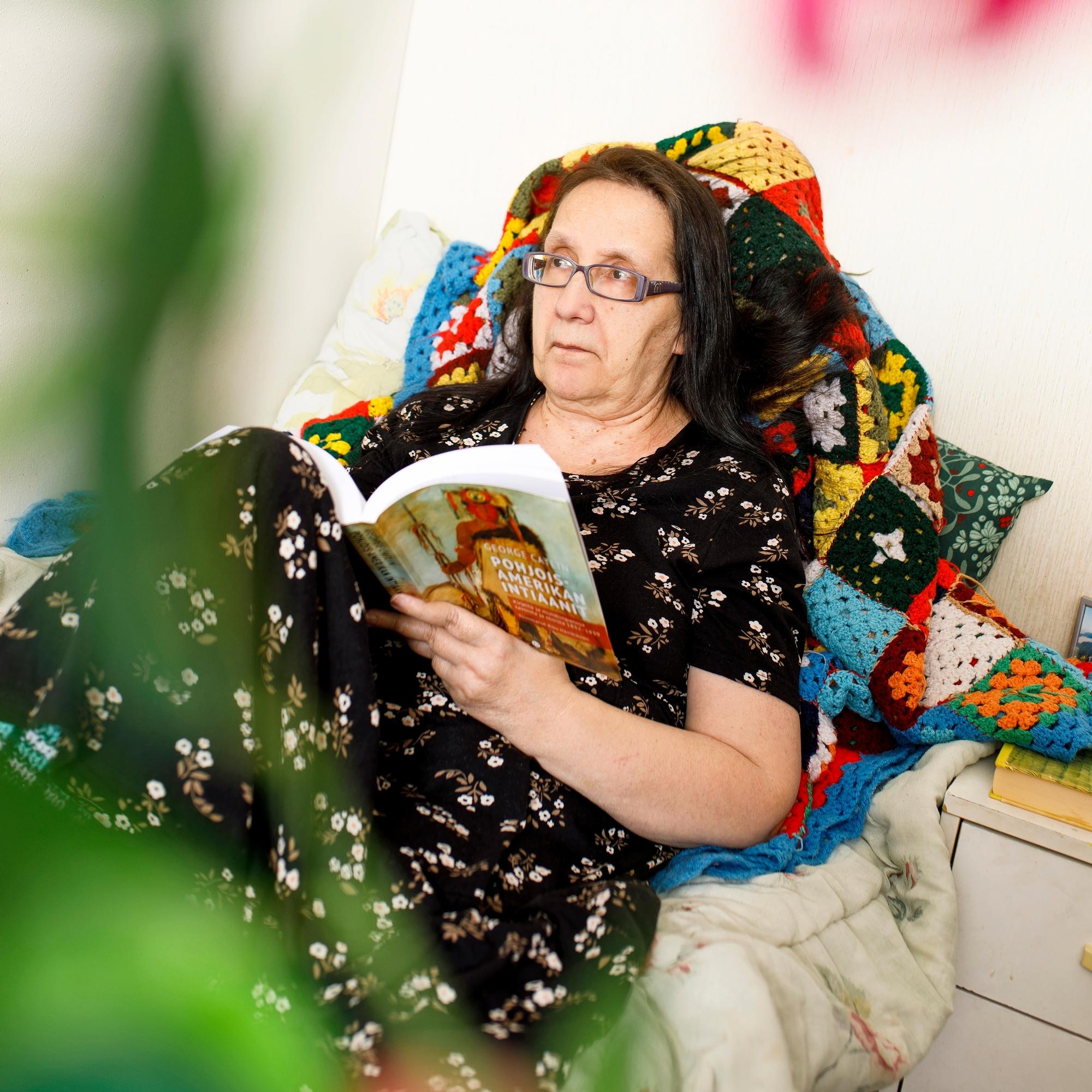 Aino Harjulan outojen oireiden syyksi paljastui perinnöllinen harvinaissairaus: ”On vaikea löytää lääkäriä, joka ei kohtele minua kuin lasta”