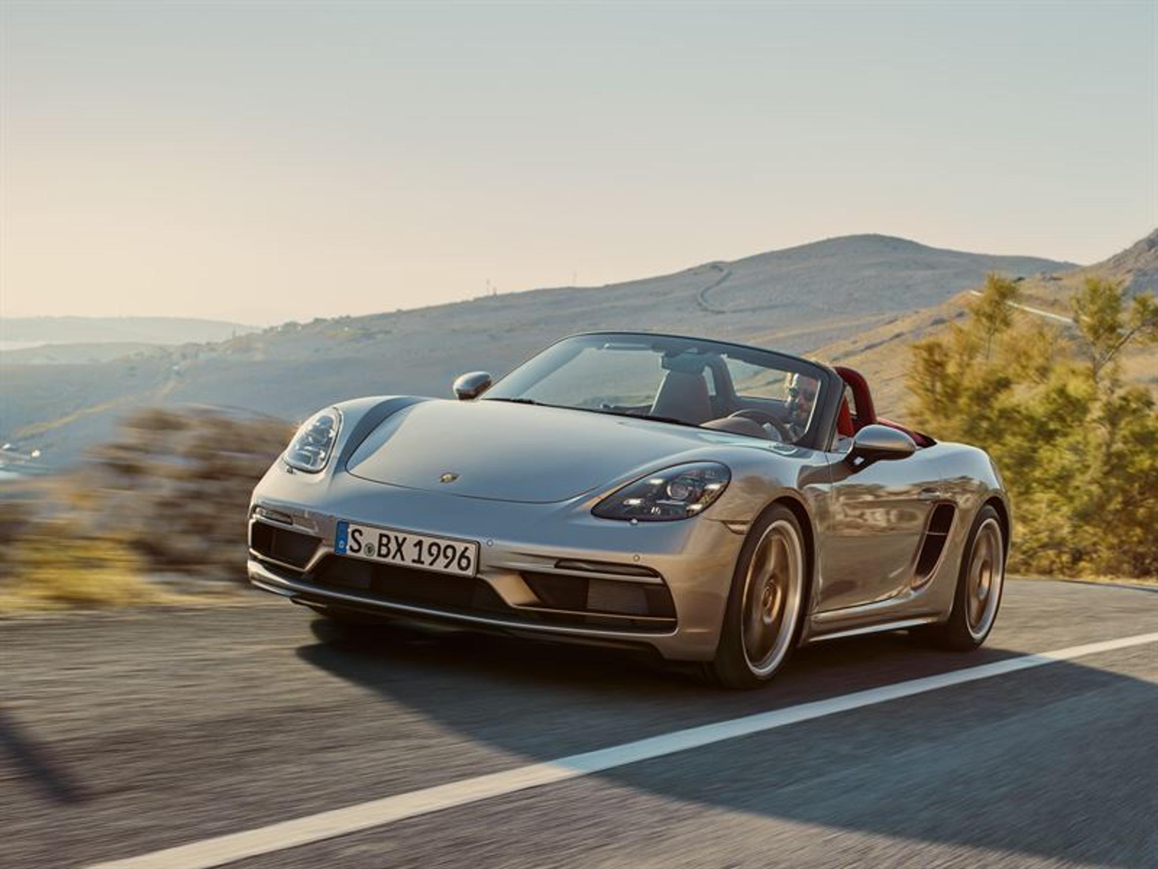 Porsche Boxterista 25-vuotisjuhlamalli - tällä hinnalla sellaisen saa