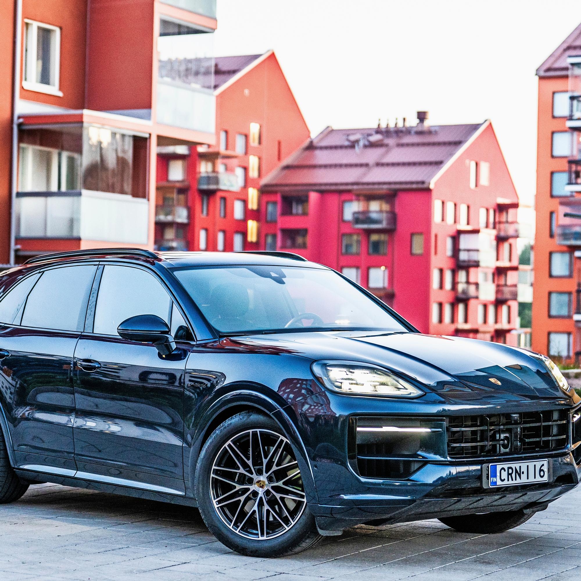 Porsche Cayenne E-Hybrid Coupe – 40 000 euron hintasäästö houkuttelee ympäristötalkoisiin