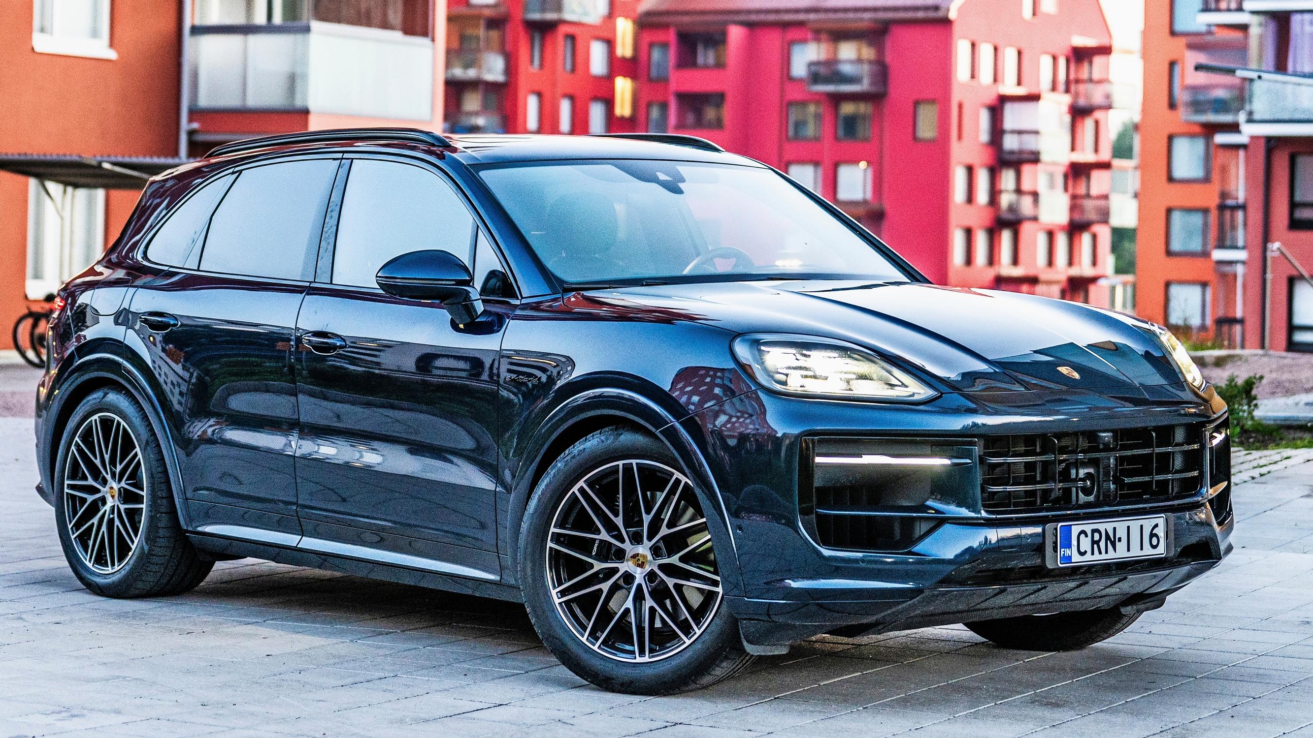 Porsche Cayenne E-Hybrid Coupe – 40 000 euron hintasäästö houkuttelee ympäristötalkoisiin