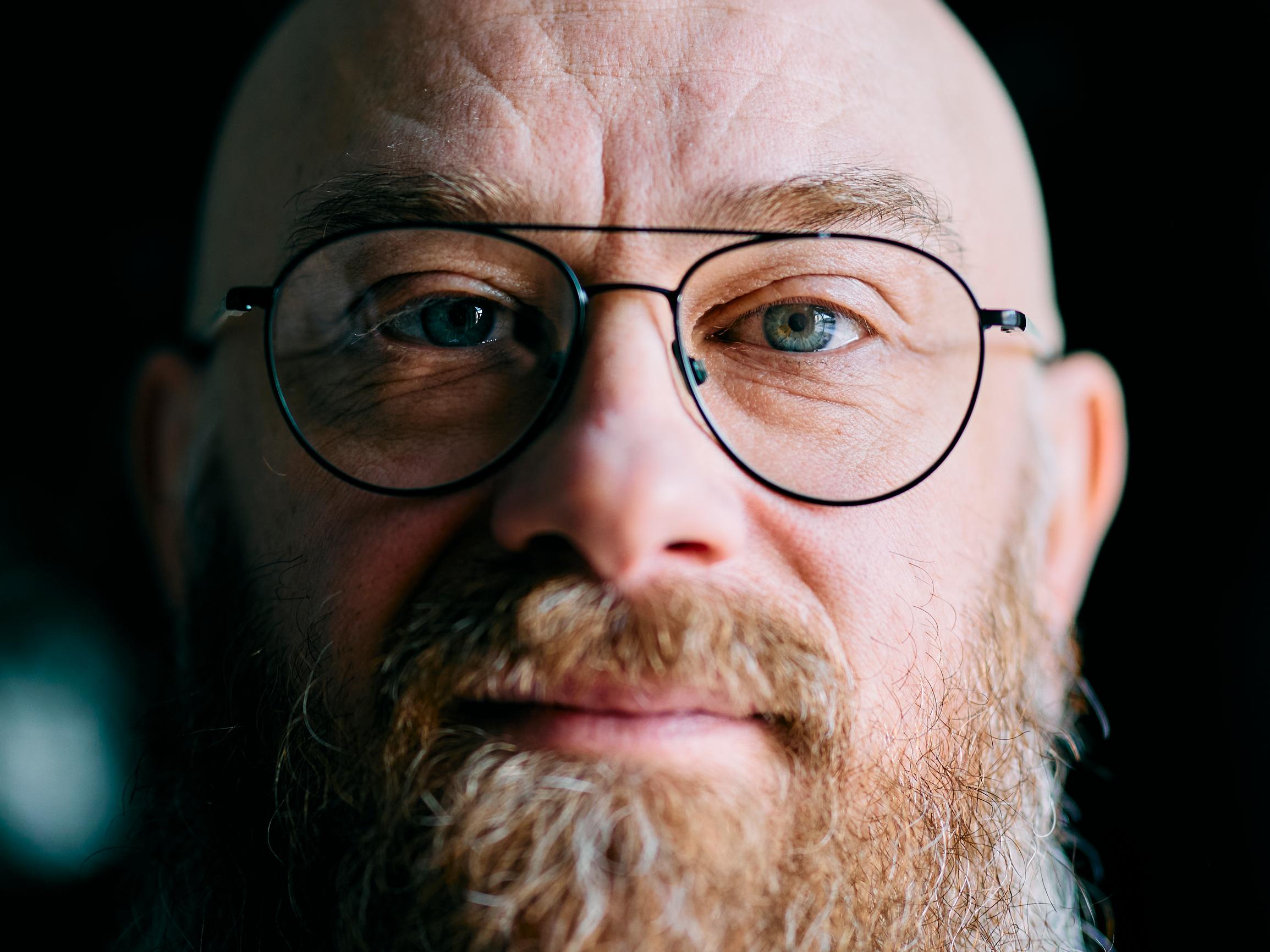 Teemu Almén kävi nuorena armeijan, mutta haluaa nyt siitä eroon – Myös reservistä eroava voi kokea olevansa isänmaallinen, sanoo tutkija