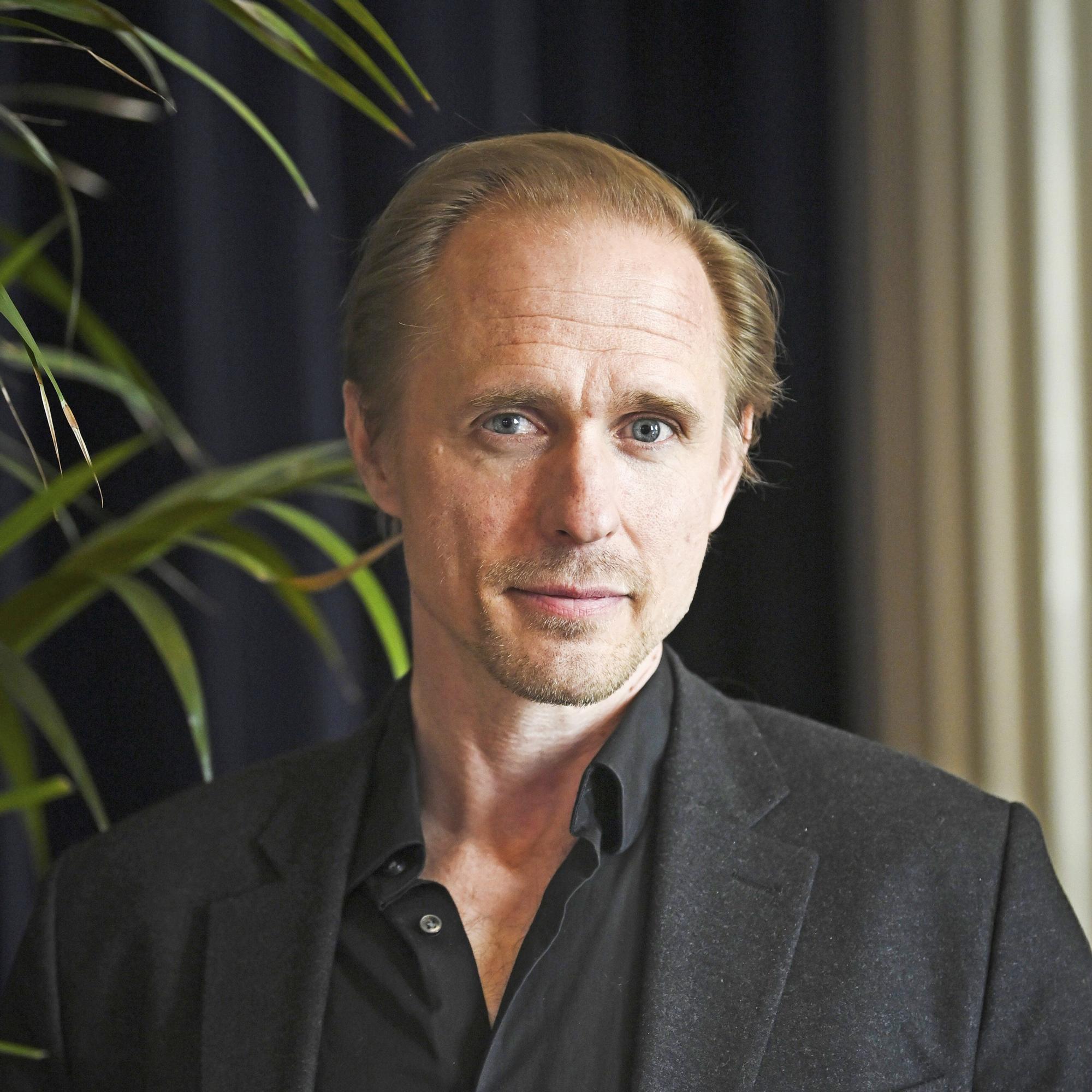 Näyttelijä Sampo Sarkola: ”Kadun syvästi, kun epäonnistun vanhempana ja vaadin liikaa esiteini-ikäisiltä lapsiltani”