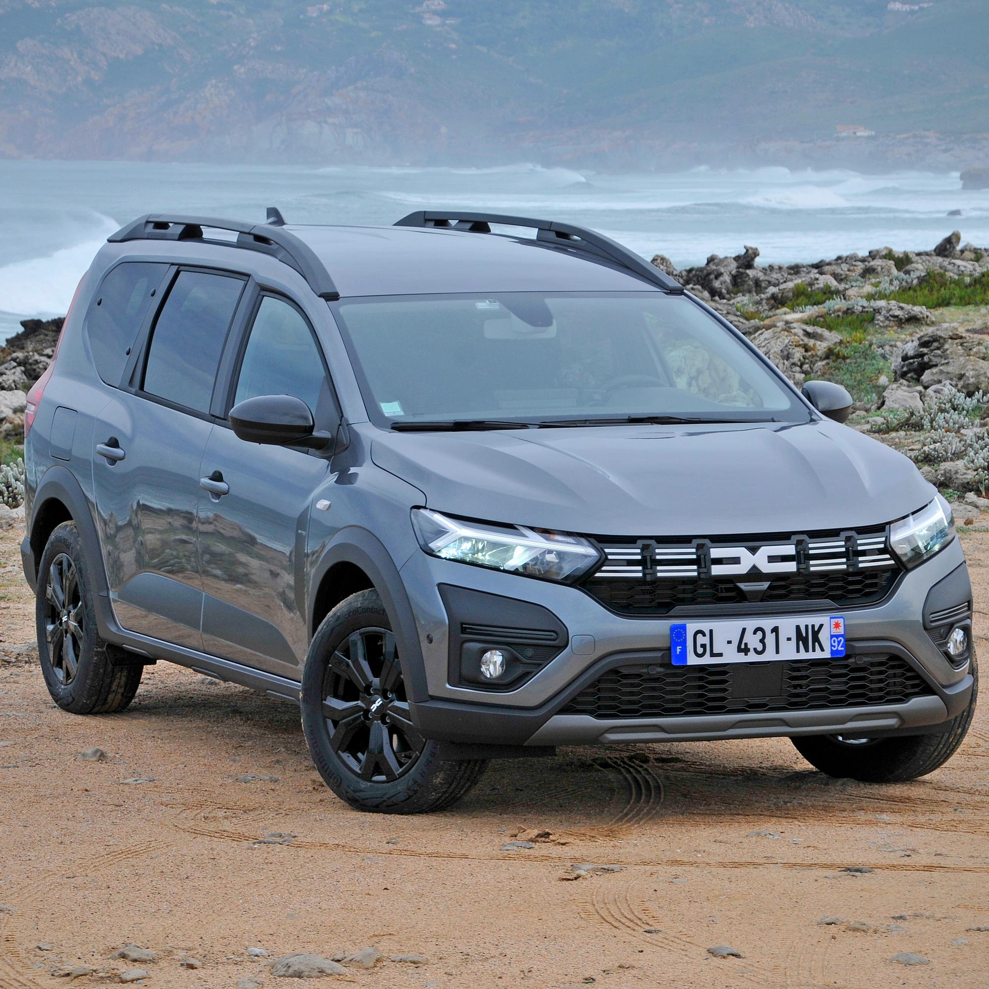 Dacia Jogger – Edullinen seitsenpaikkainen hybridi – Kilpailijoita tässä hintaluokassa ei ole