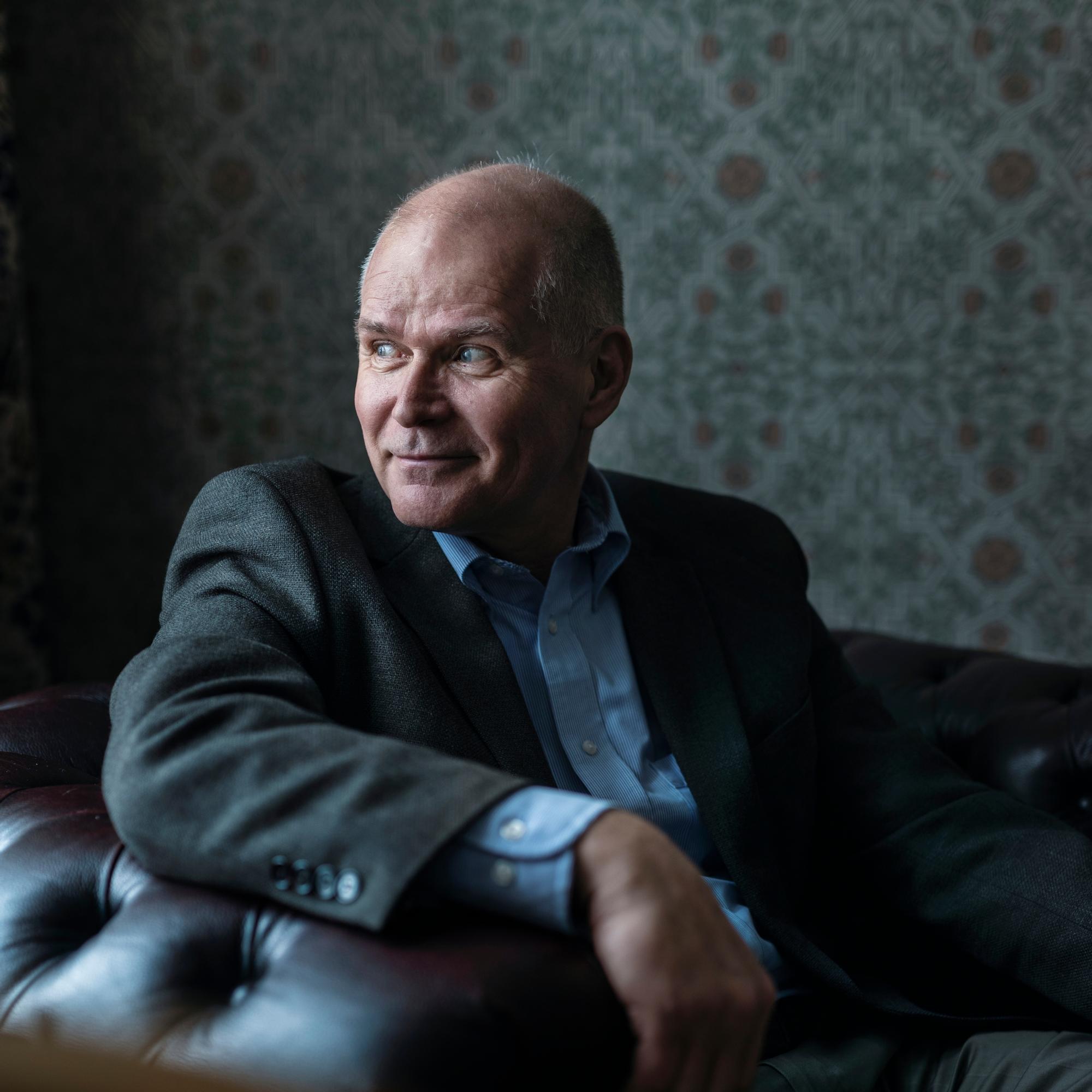 Puolustusvoimain ex-komentaja Jarmo Lindberg rauhoittelee suomalaisia: "Venäjän voimat eivät ole entisellään"