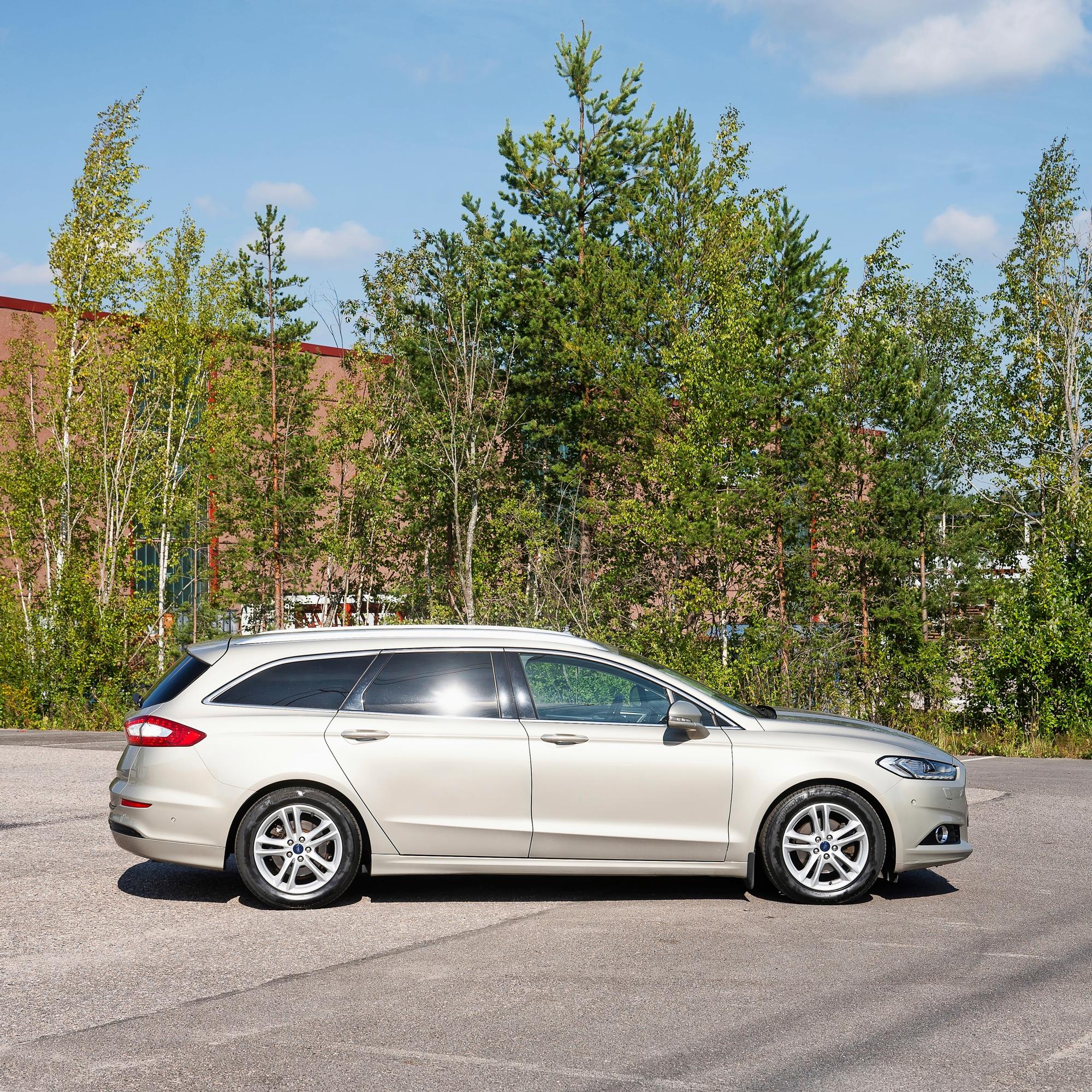 Ford Mondeo vm. 2016, jossa kaikki kohdallaan – ”Kun pääsimme auton kimppuun, kävimme jo aika kuumina”